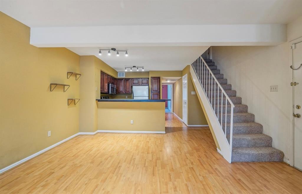 2425 Holly Hall Street # 120 Unit: I-120