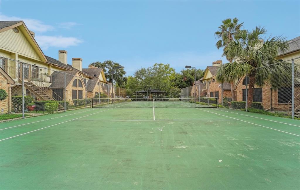 2425 Holly Hall Street # 120 Unit: I-120