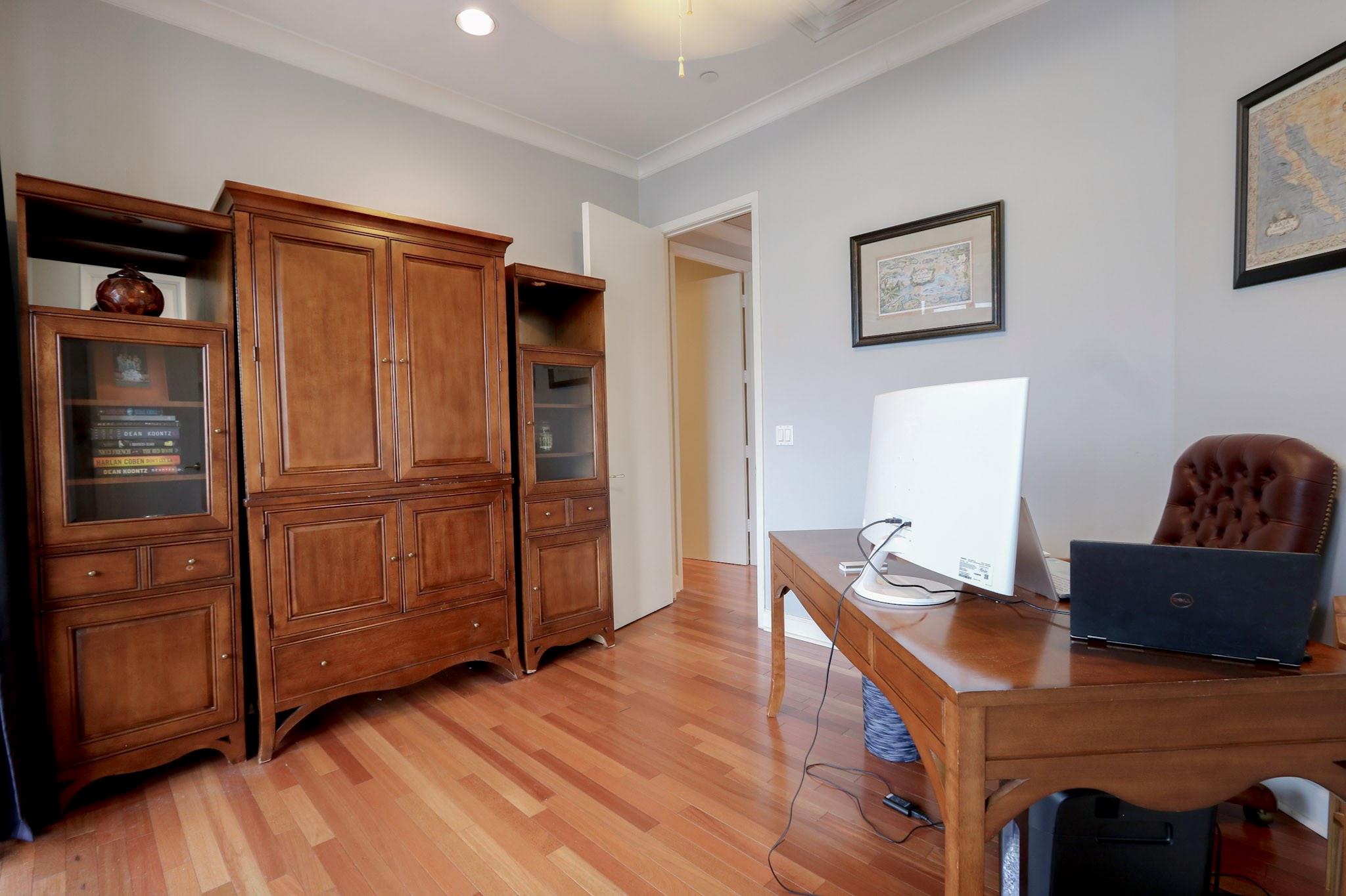 2016 Main Street # 2 Unit: PH 2