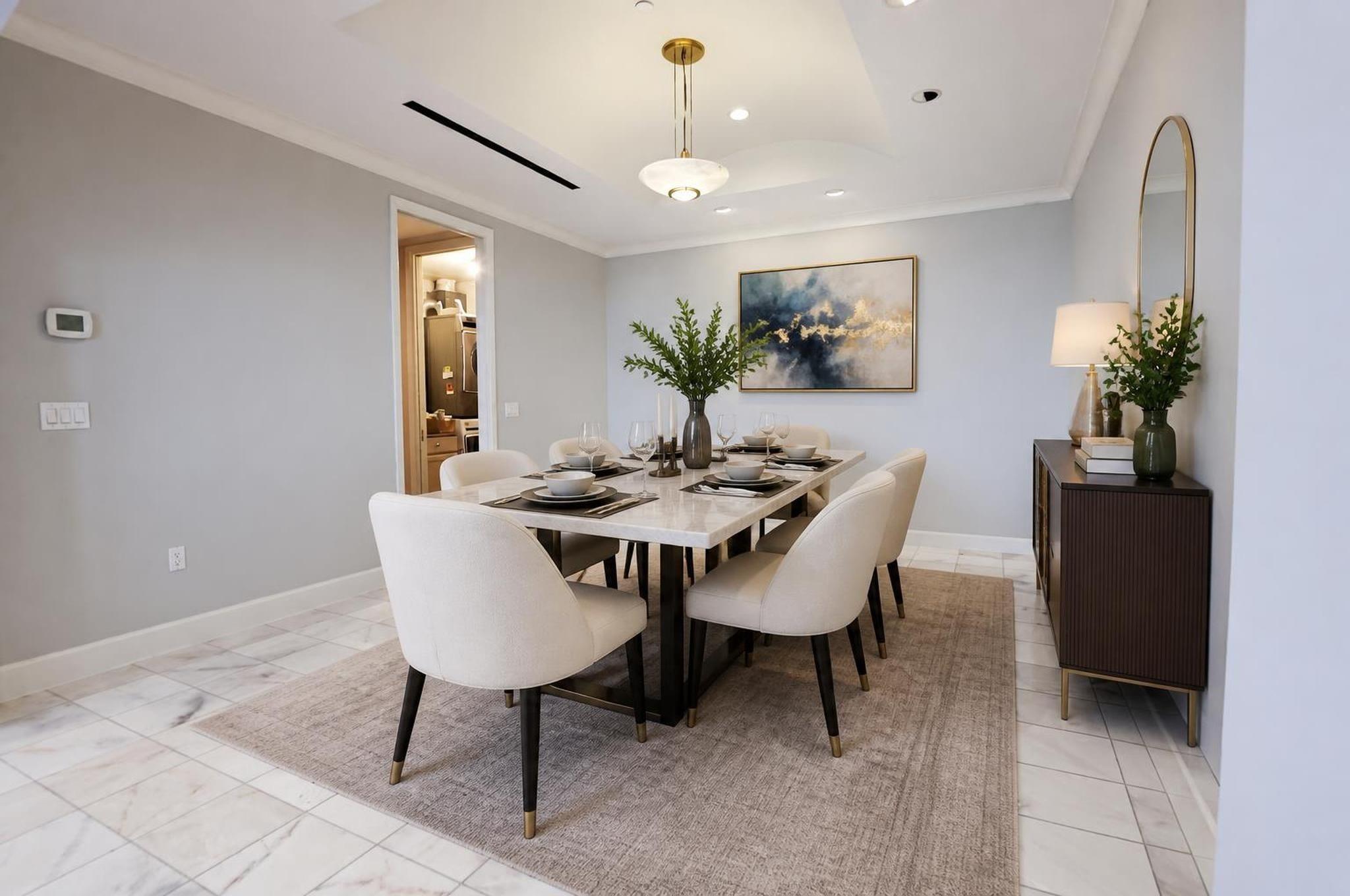 2016 Main Street # 2 Unit: PH 2