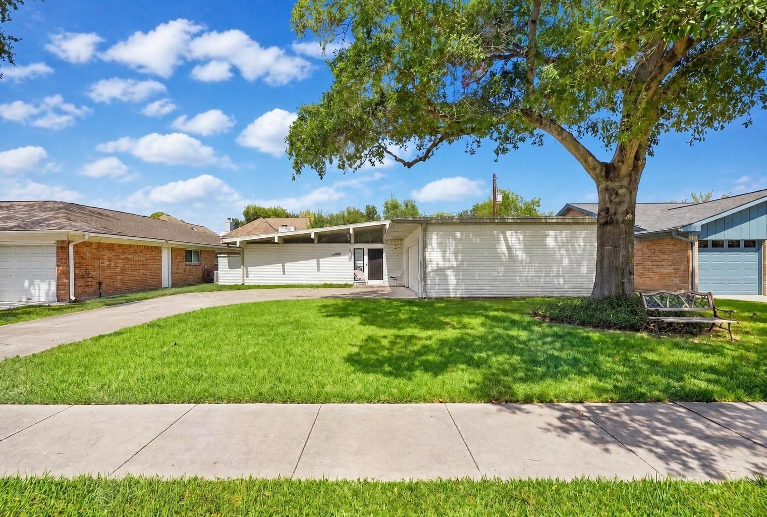 12810 Westmere Drive