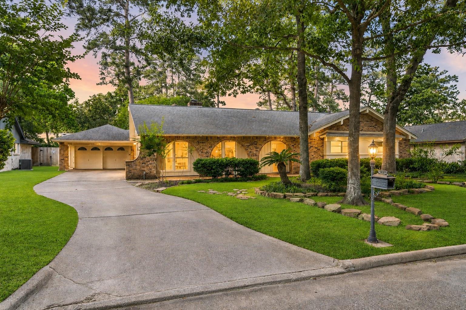 1923 Crystal Springs Drive