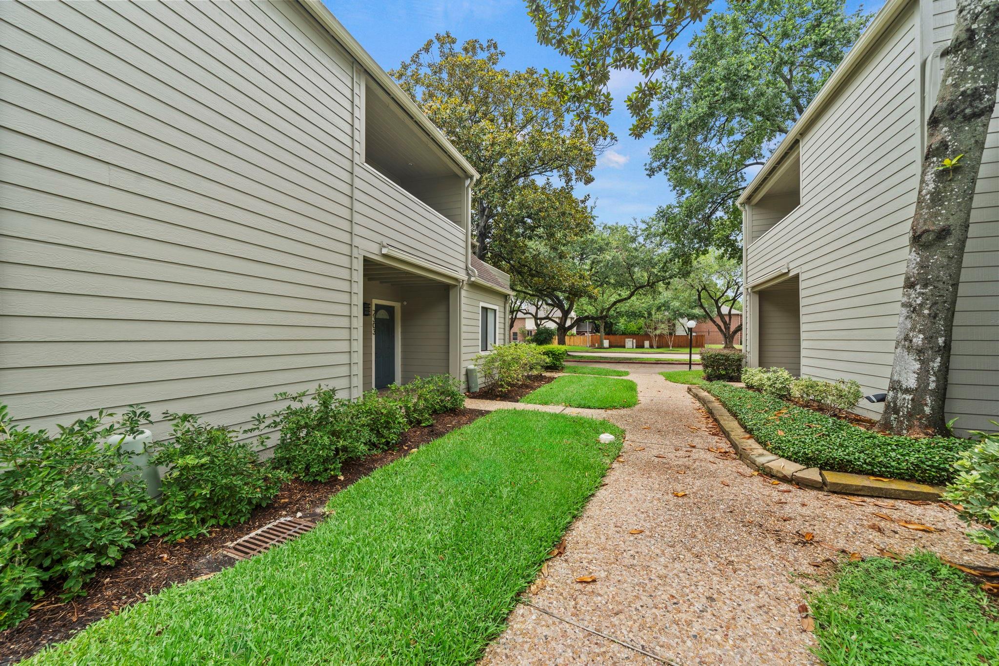 2303 Briarwest Boulevard # 2303