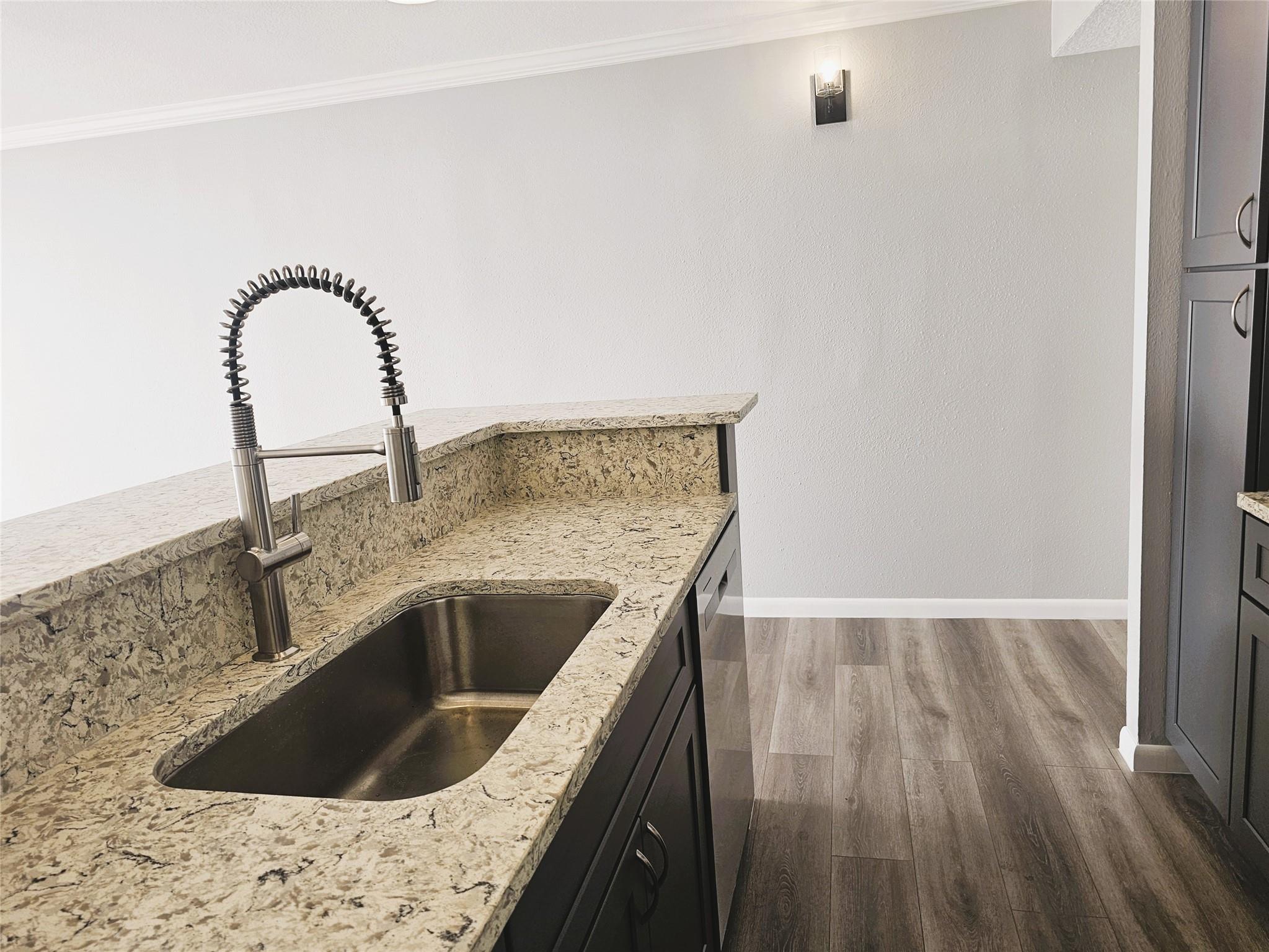 5220 Seawall Boulevard # 833