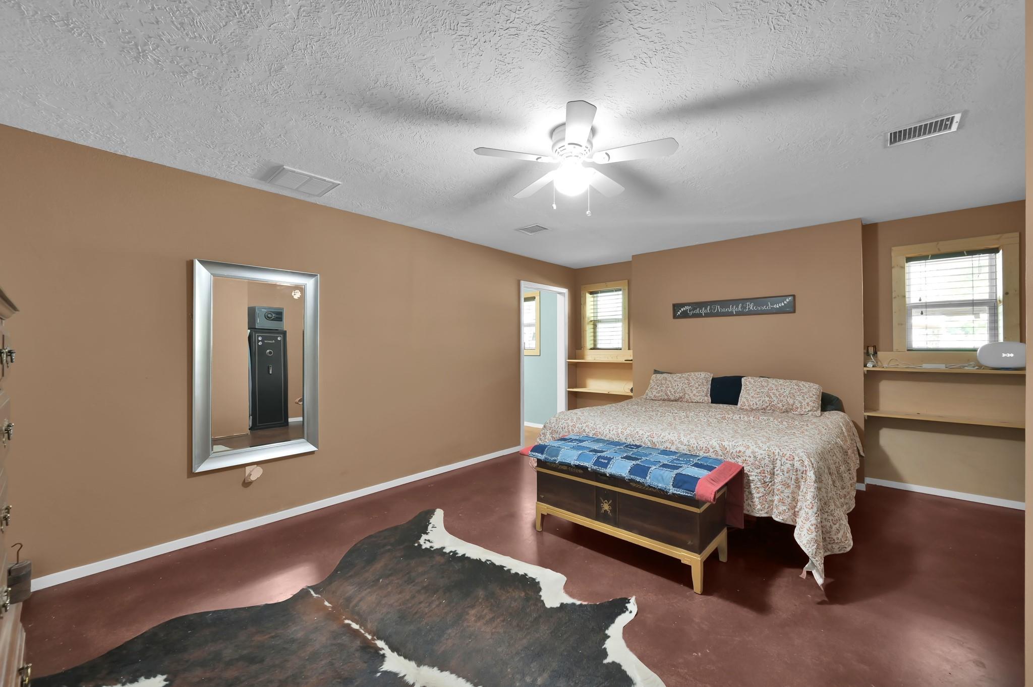 9141/9145 Oak Arbor Drive