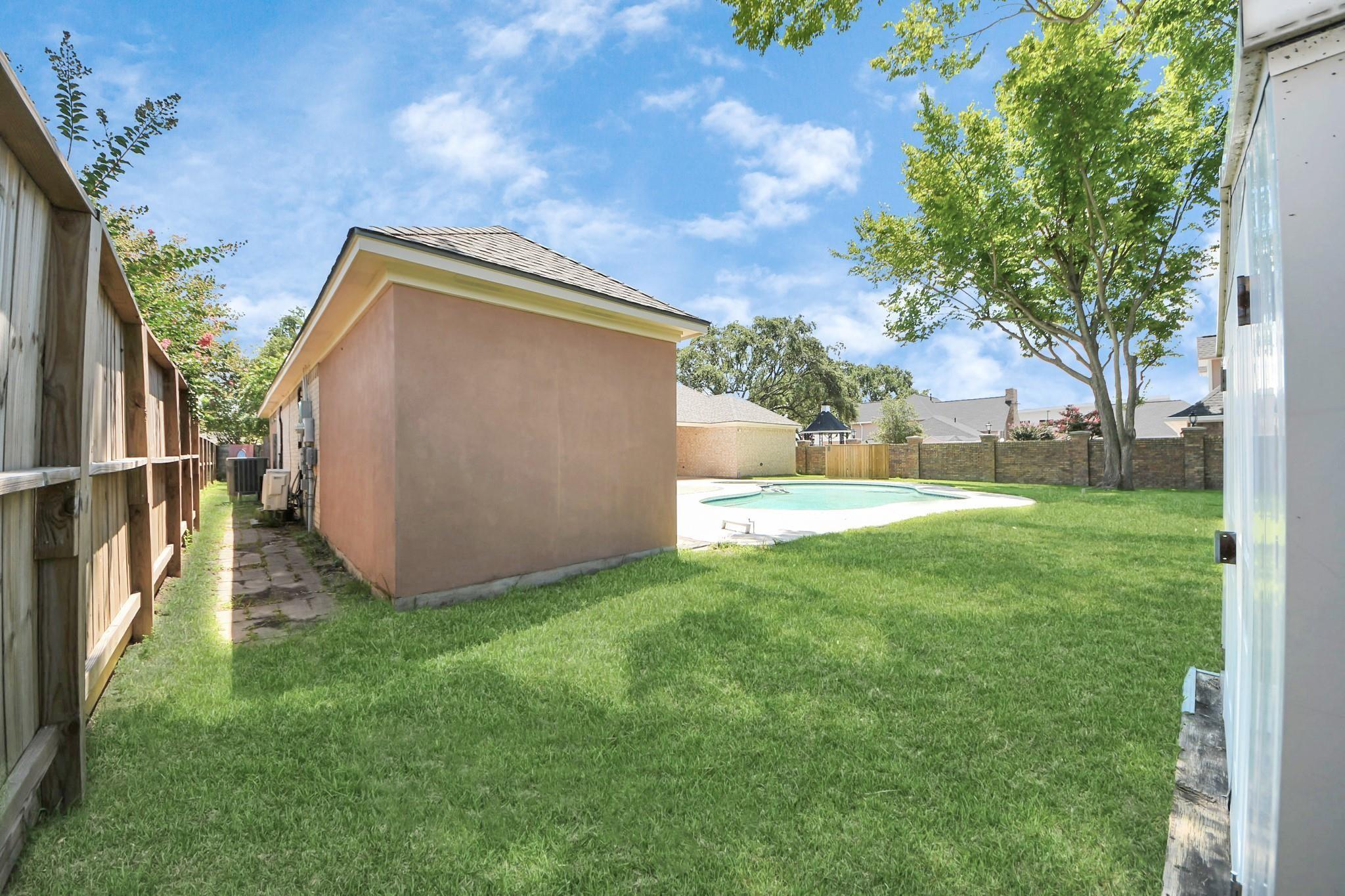 2310 Canterbury Court