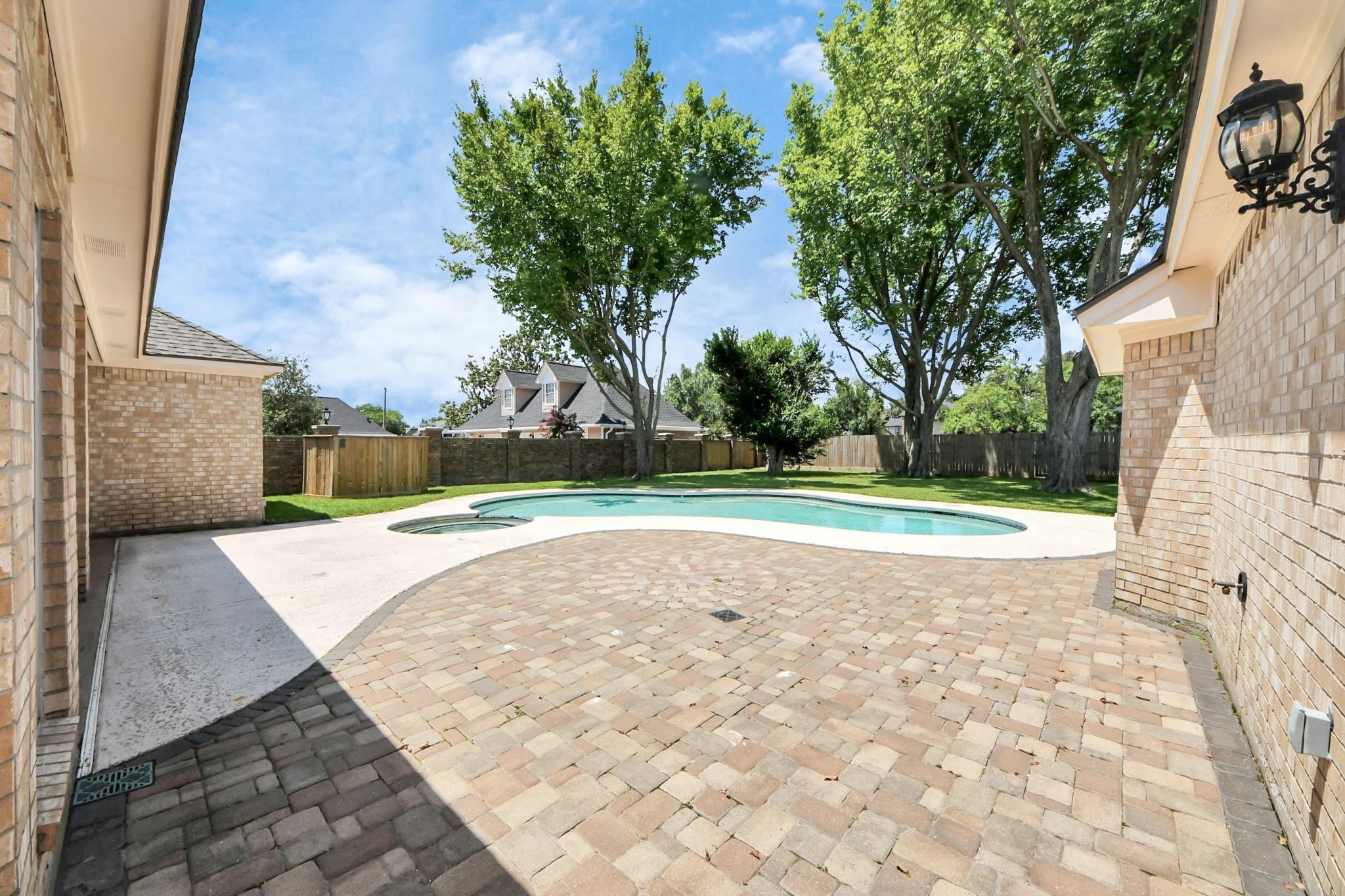 2310 Canterbury Court