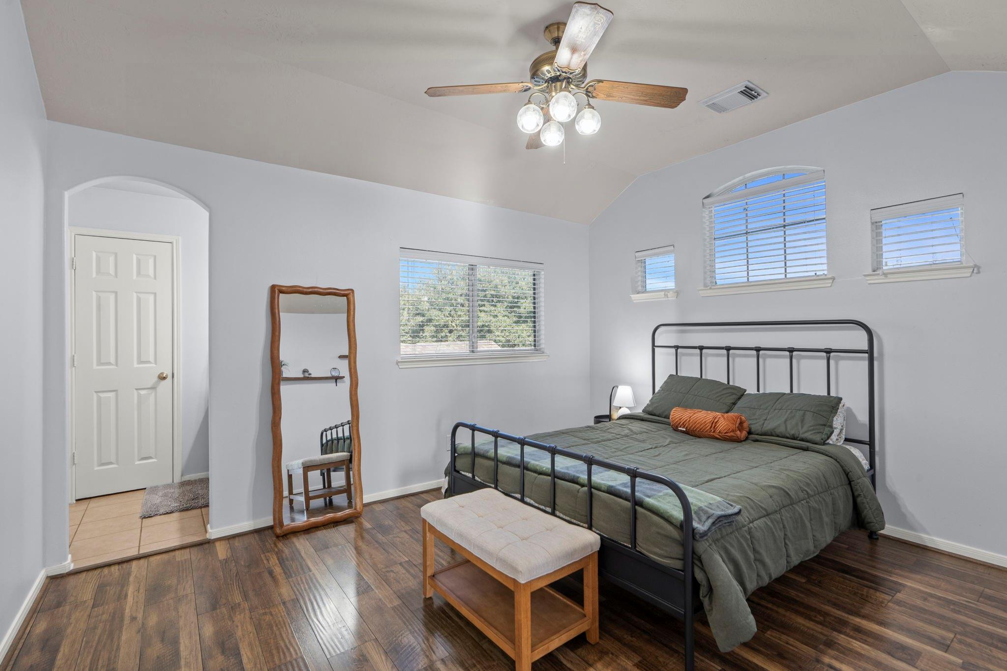 19919 Fairgrange Place Lane