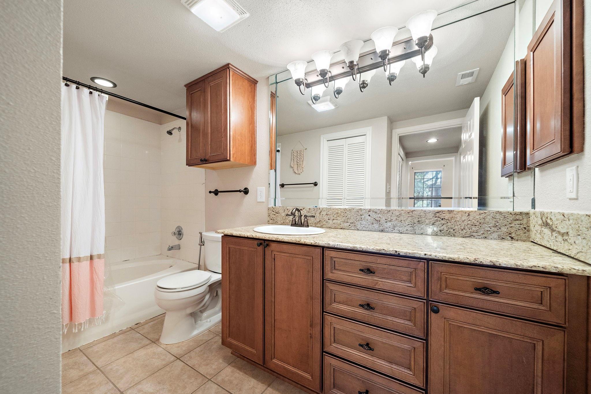 2255 Braeswood Park Drive # 176