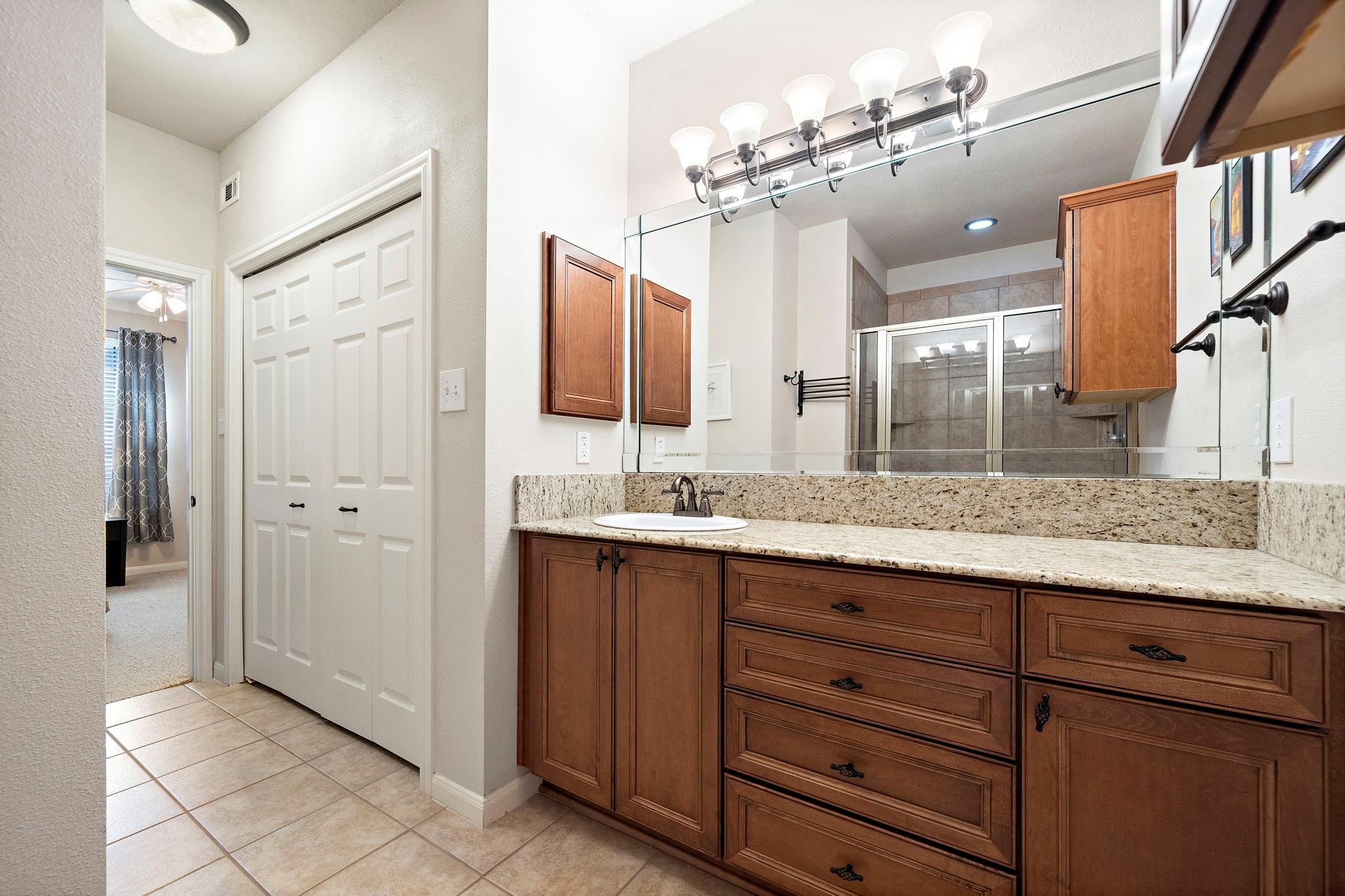2255 Braeswood Park Drive # 176