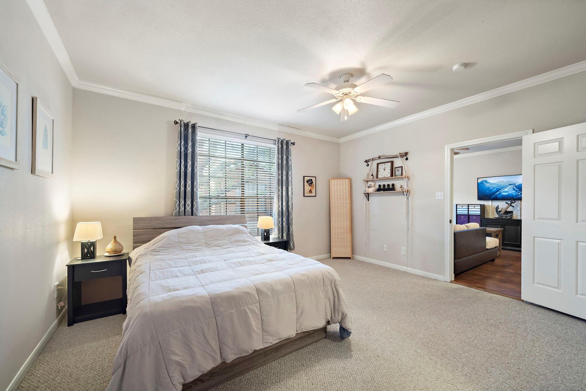 2255 Braeswood Park Drive # 176