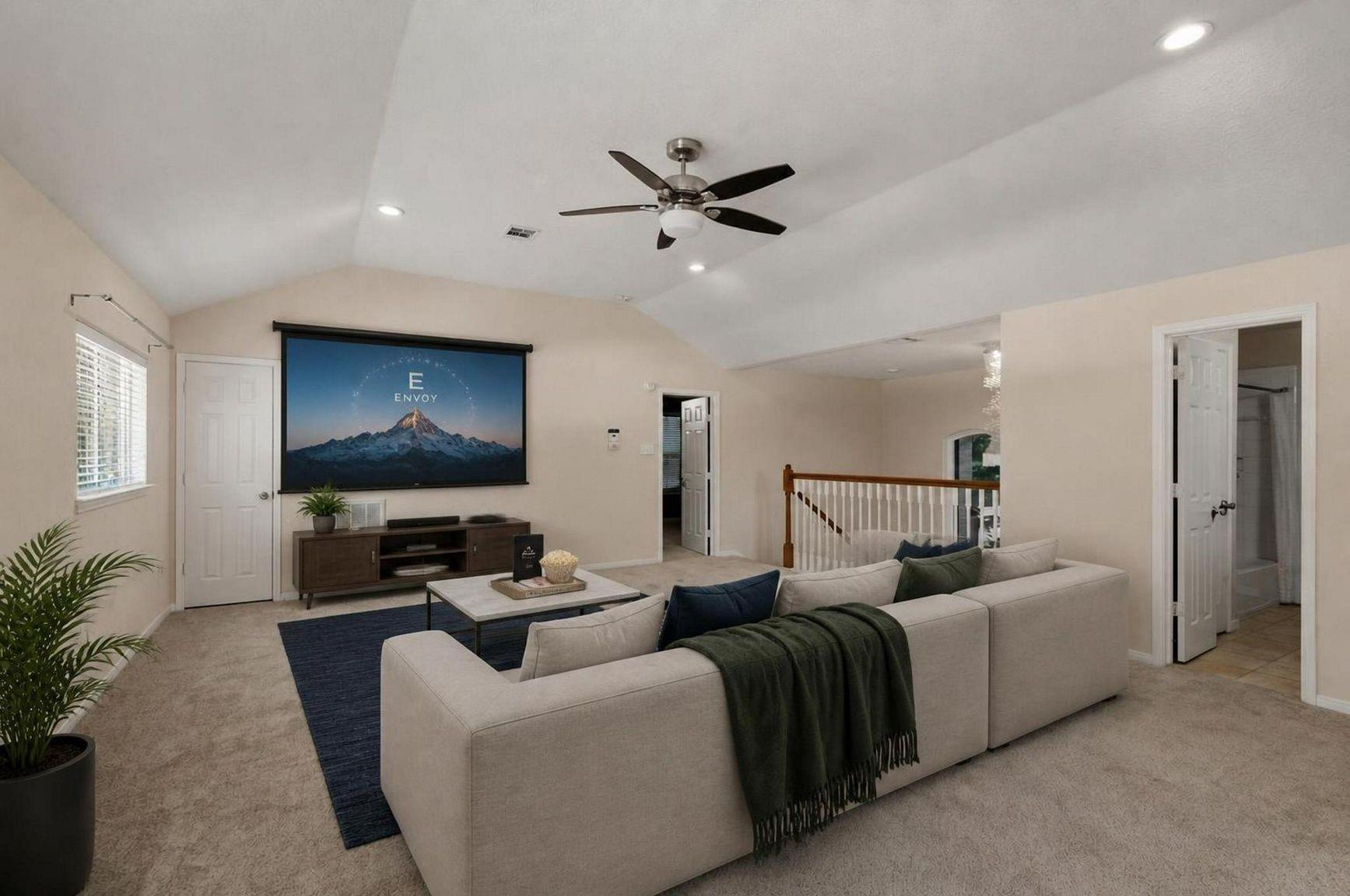 2827 Cottonwood Walk Court
