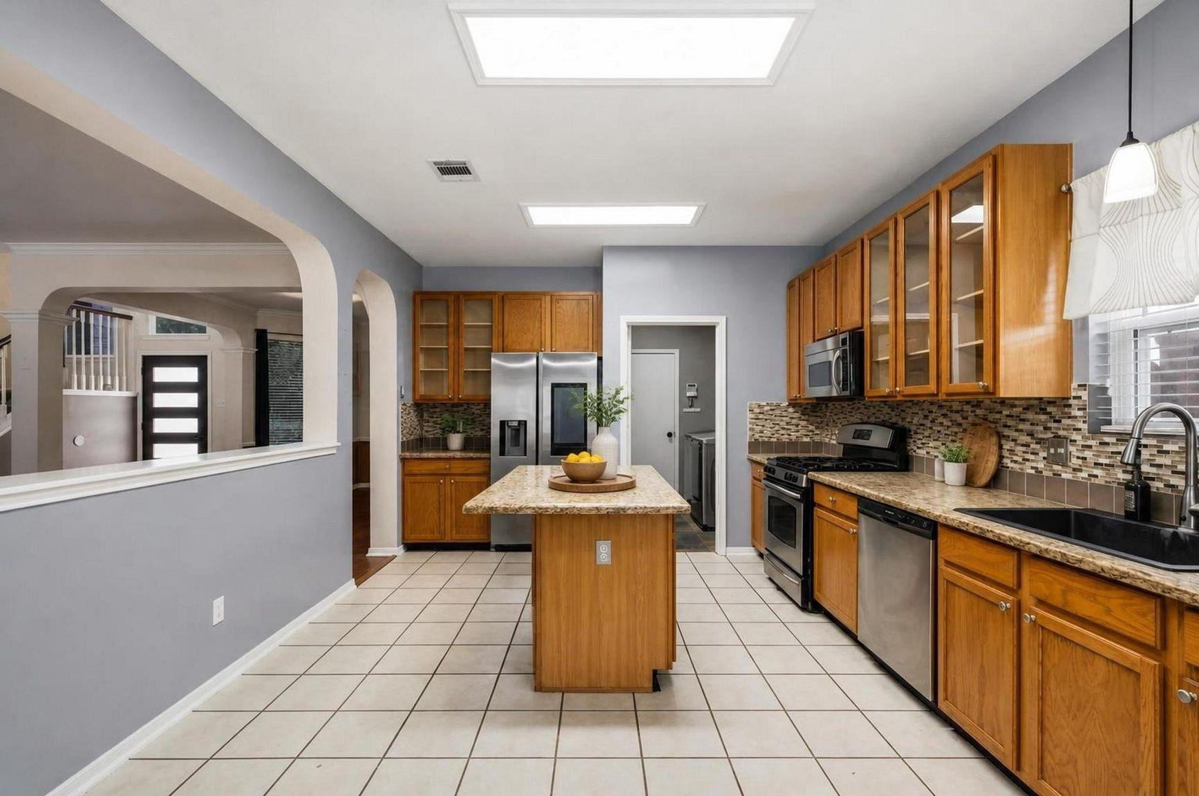 2827 Cottonwood Walk Court