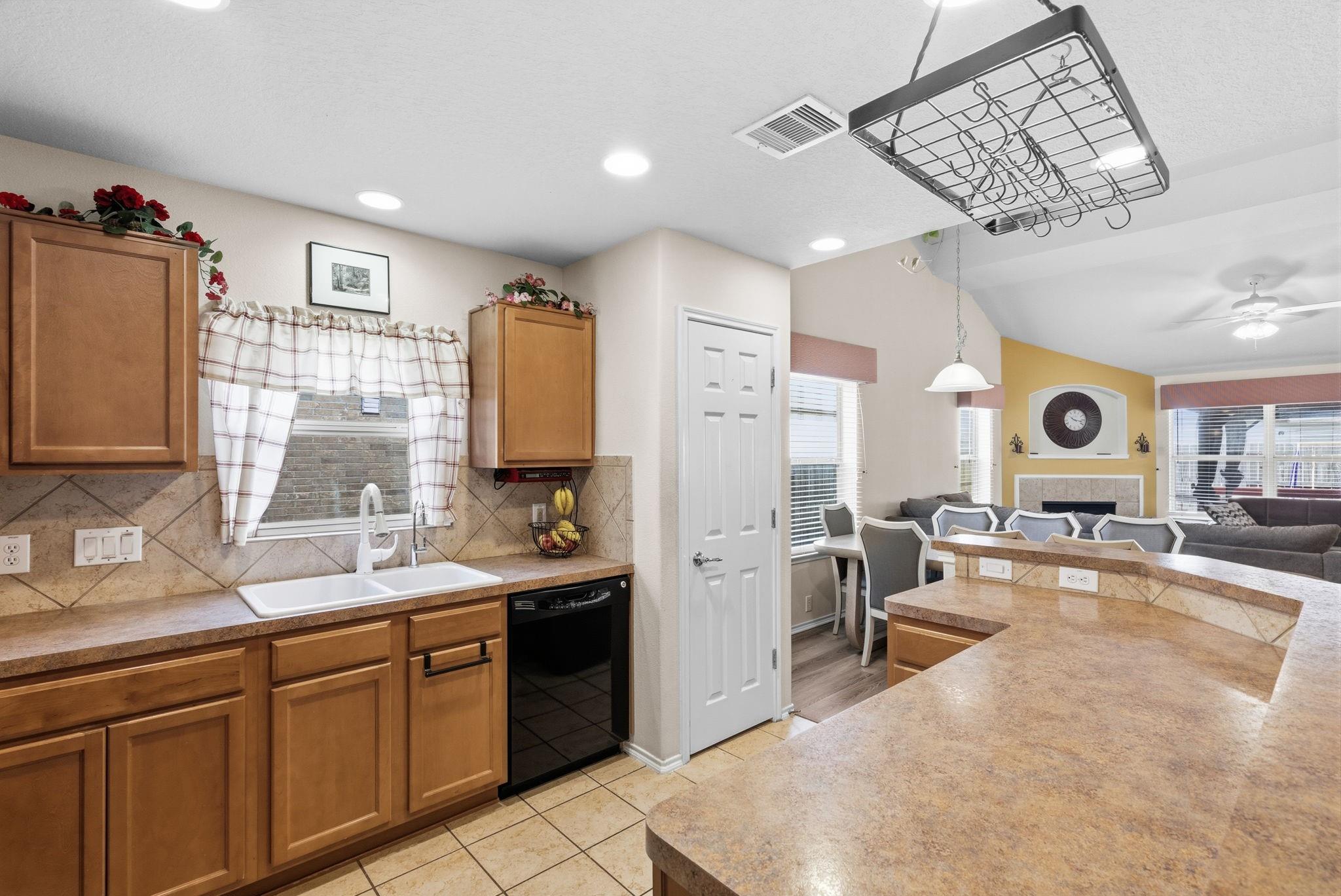 2712 Woodspring Acres Drive