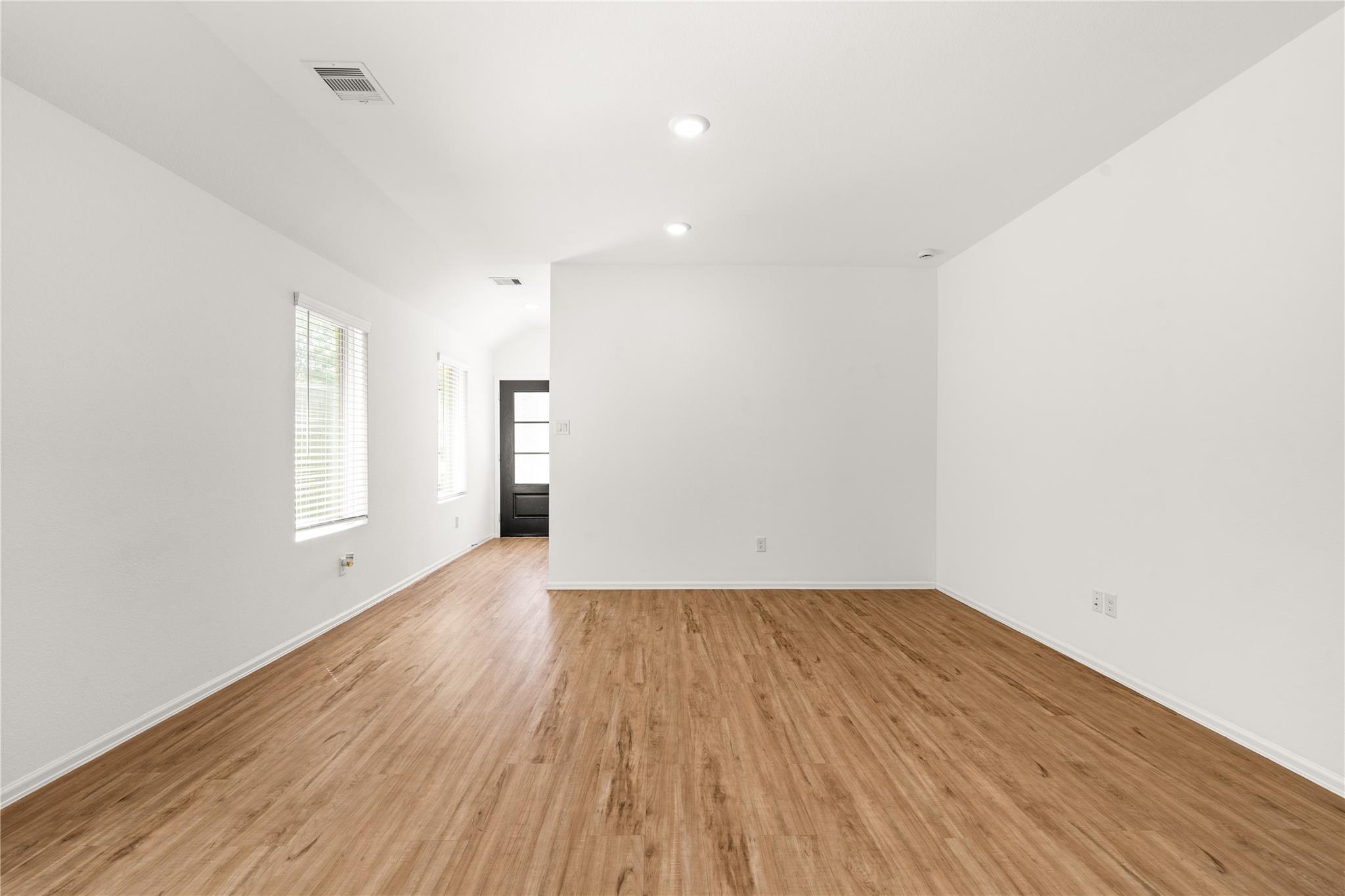 2039 Barrett Gables Drive