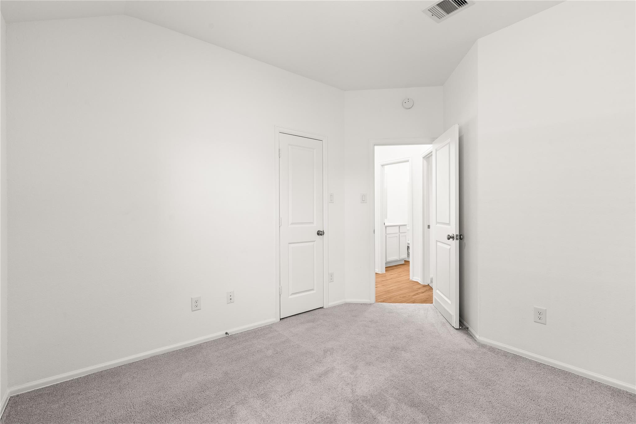 2039 Barrett Gables Drive
