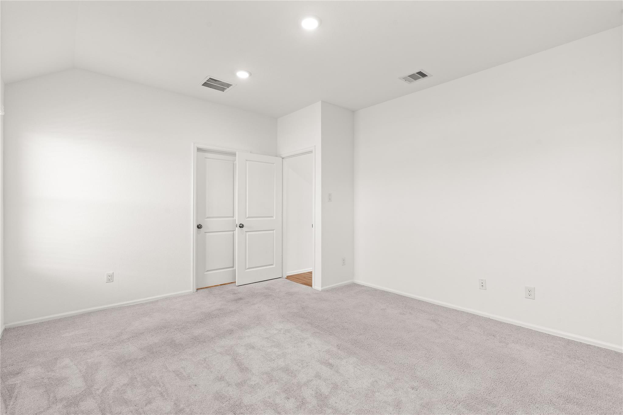 2039 Barrett Gables Drive