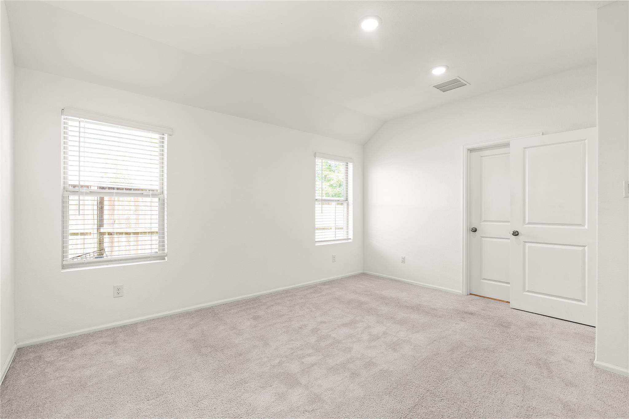 2039 Barrett Gables Drive