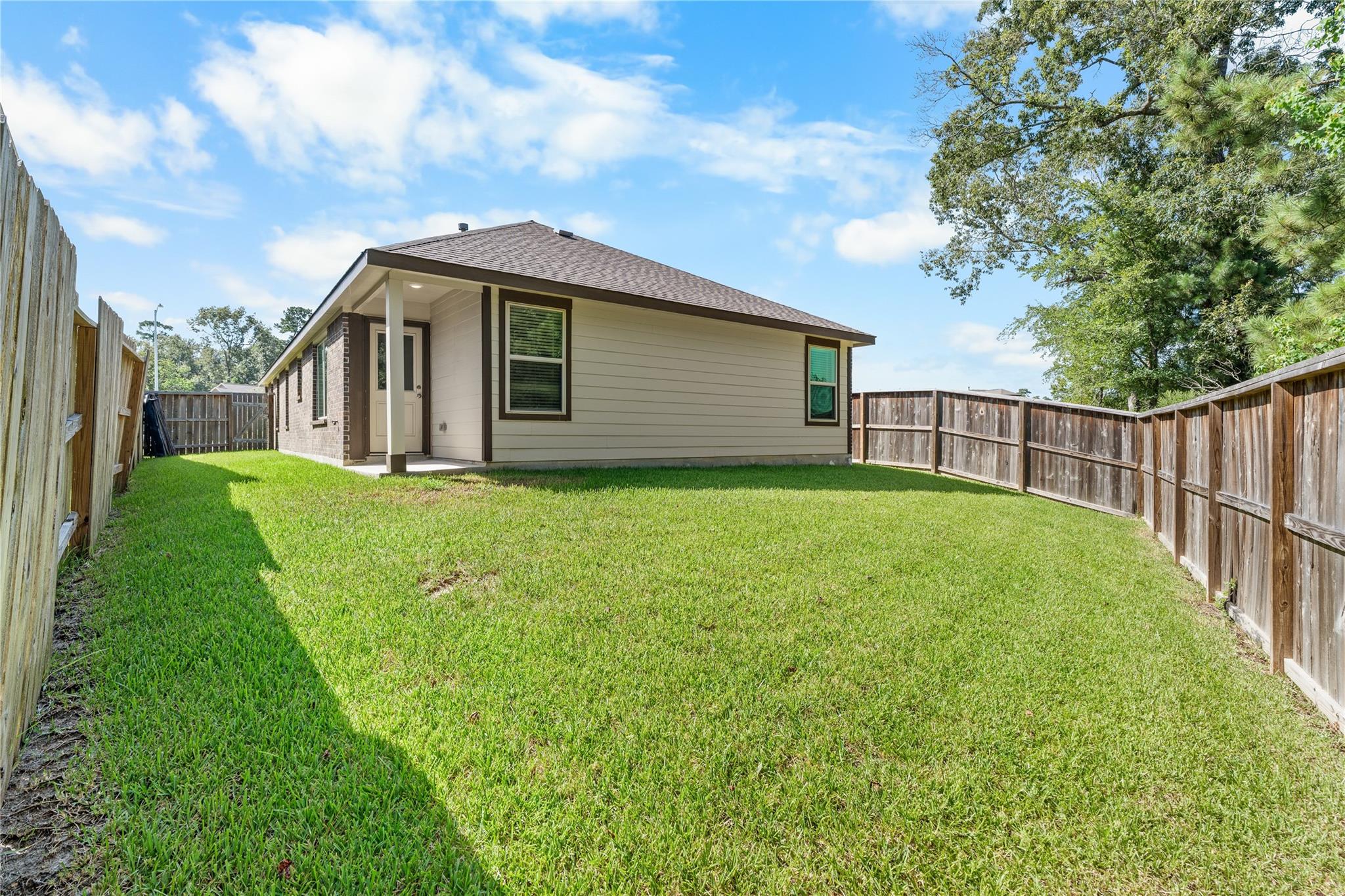 2039 Barrett Gables Drive
