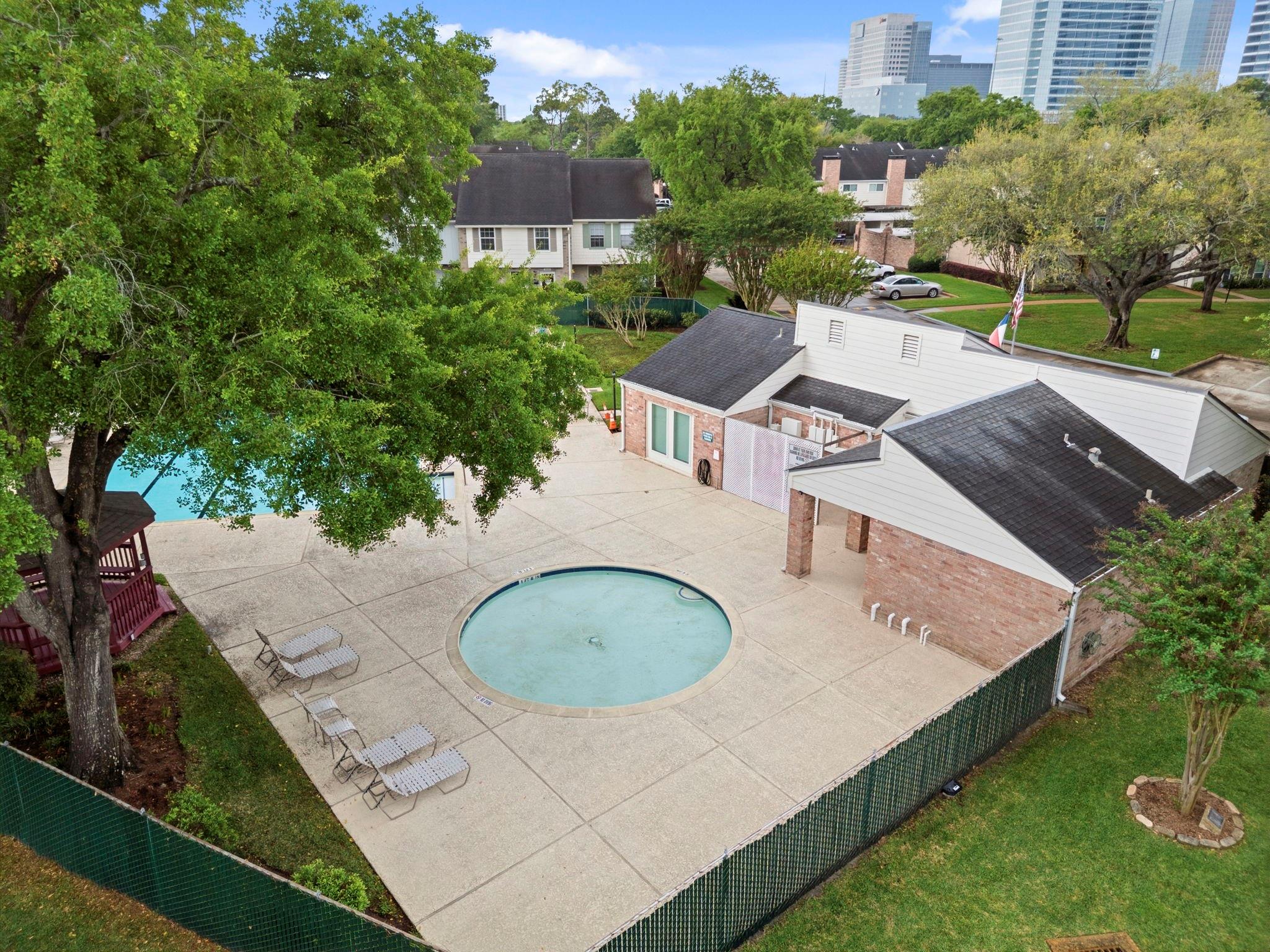 10152 Longmont Drive Unit: 38/10