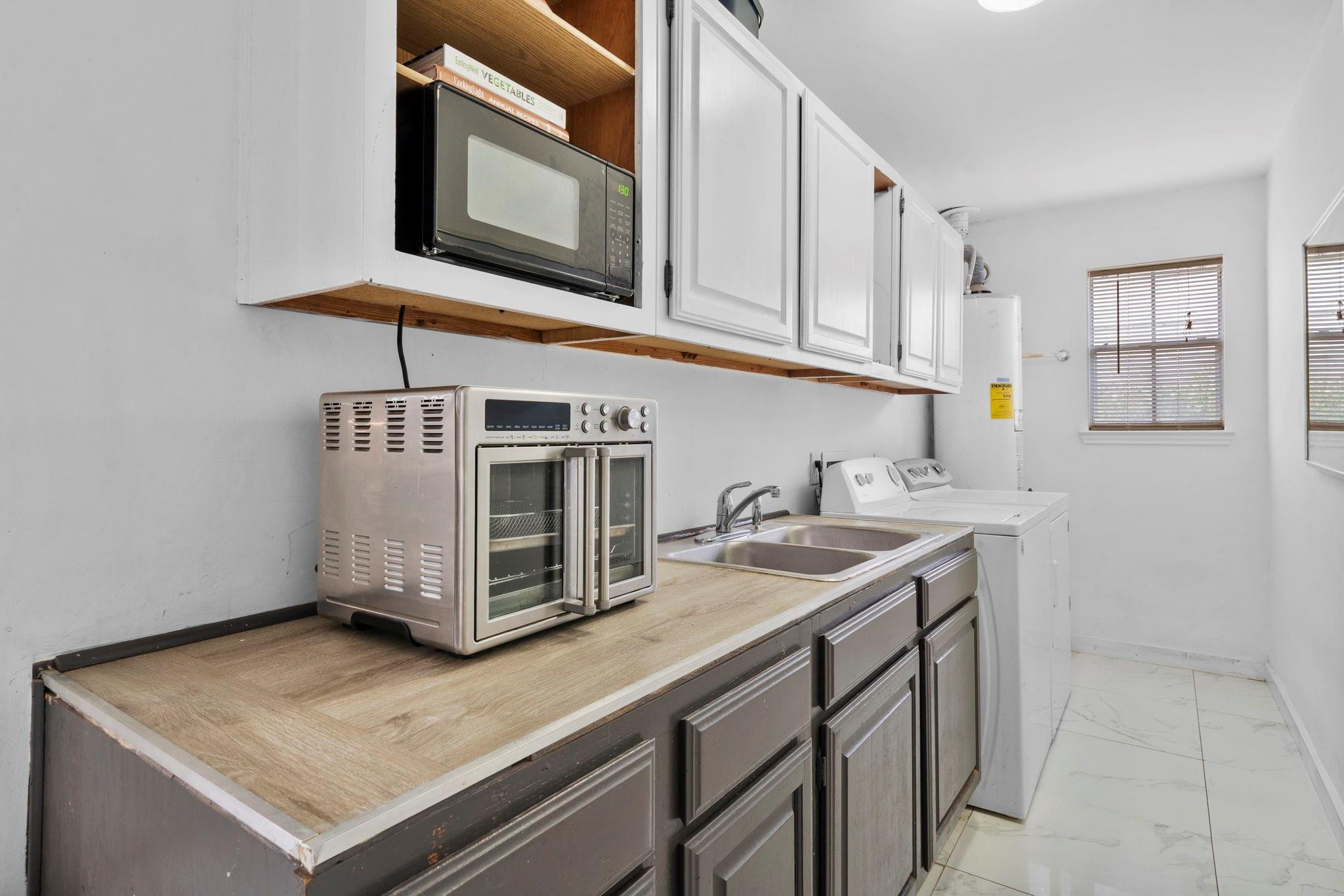 11302 Willow Field Drive