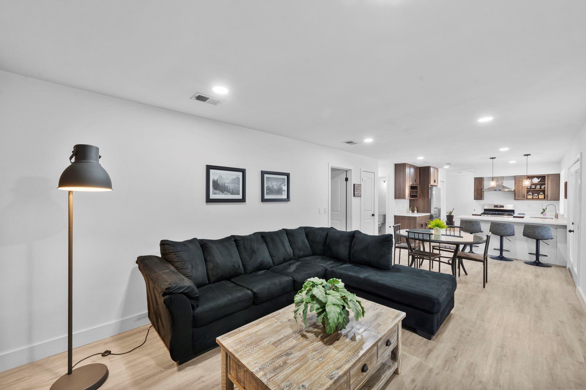 11302 Willow Field Drive