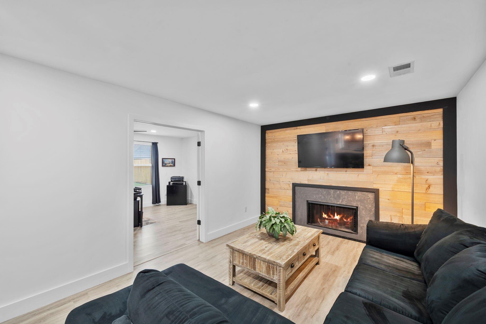 11302 Willow Field Drive