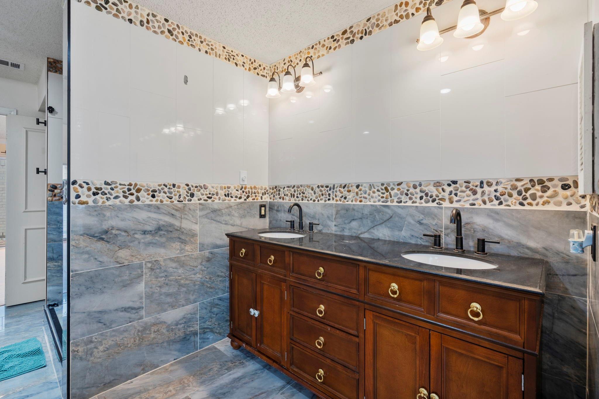 13051 Meadowline Drive