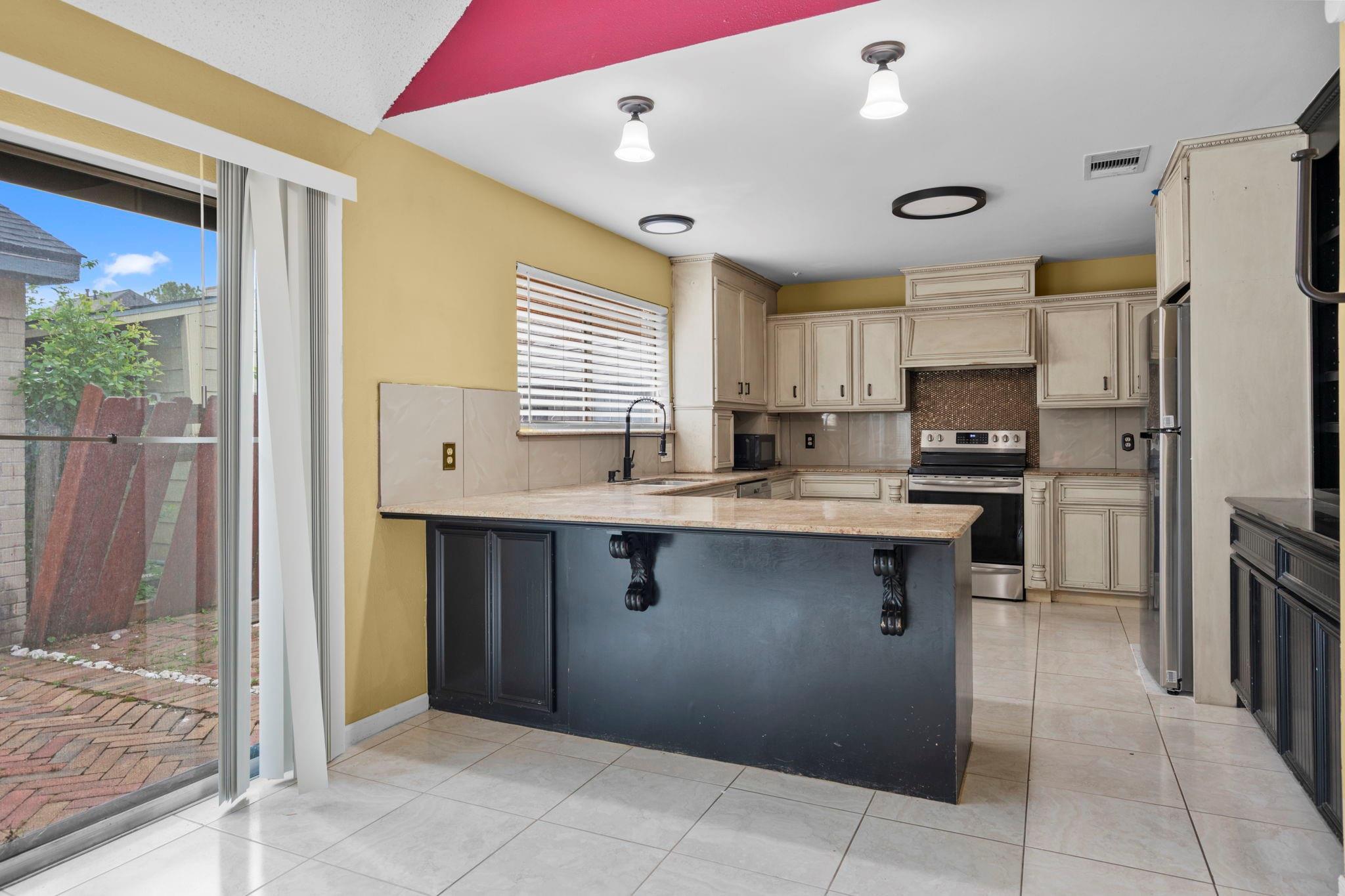 13051 Meadowline Drive