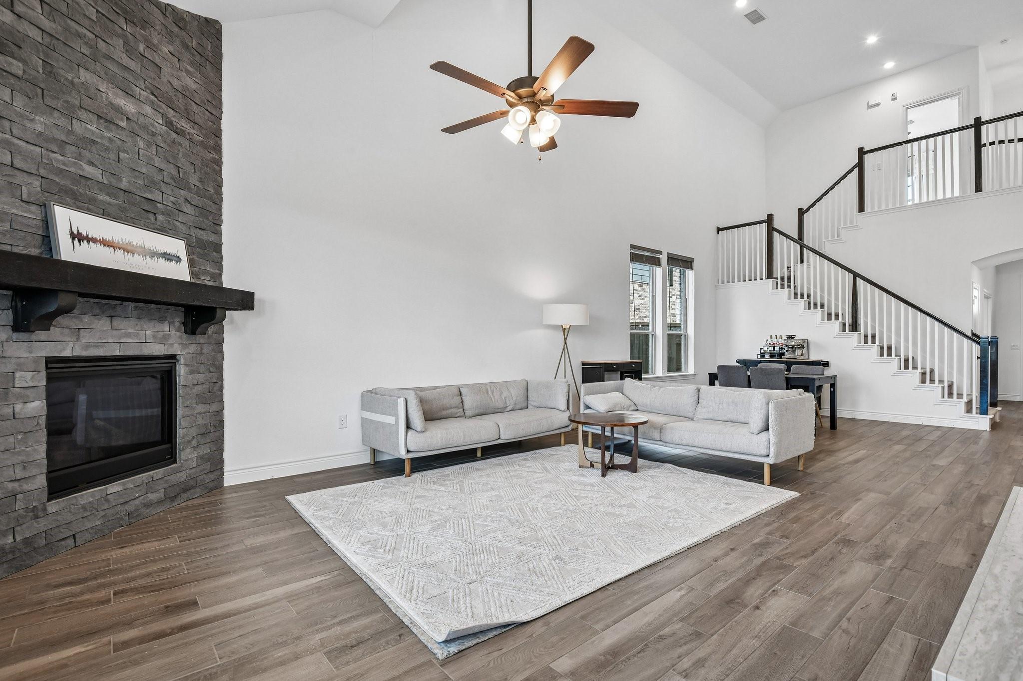 24110 Hawthorn Breeze Way