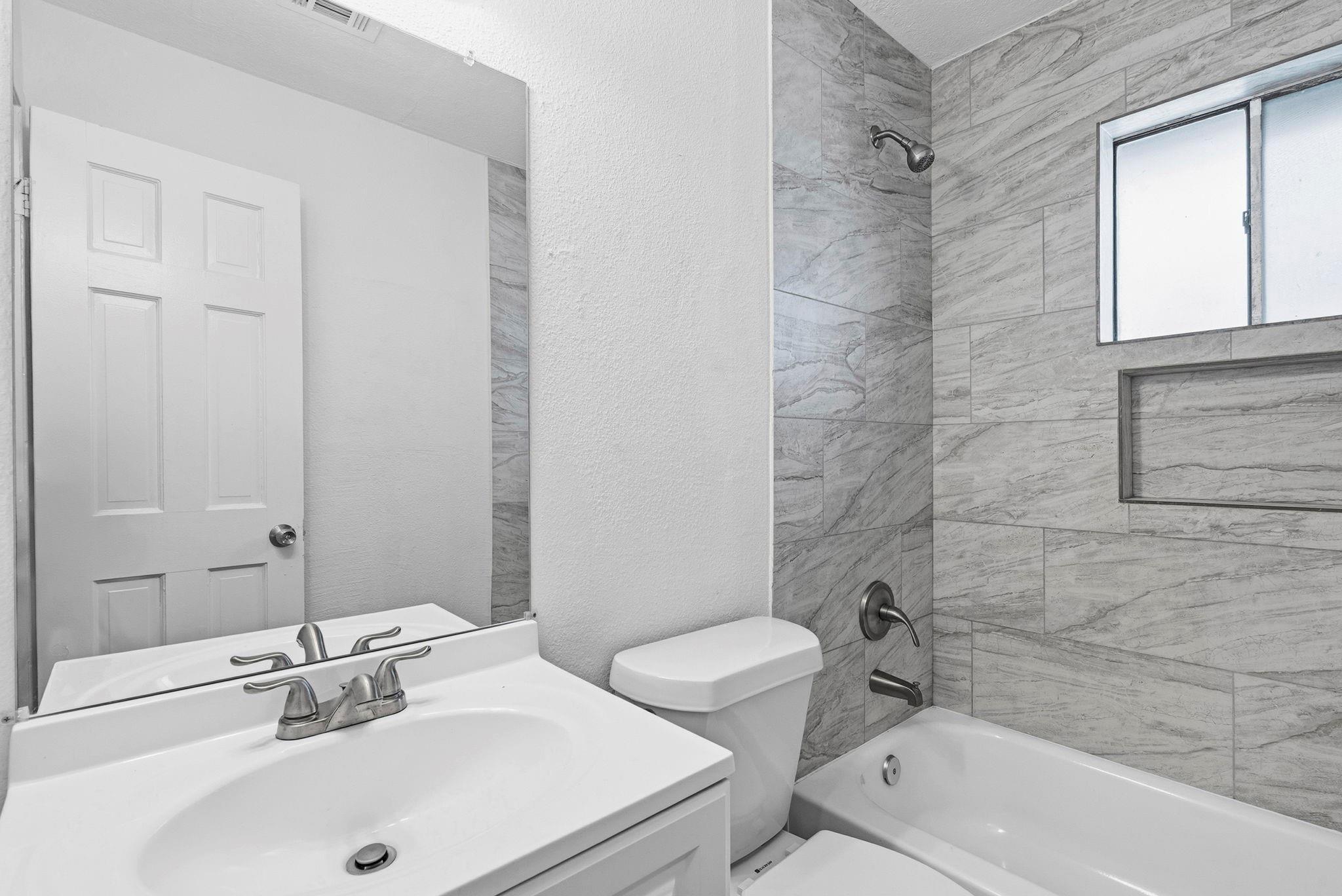 1430 E 32nd 1/2 Street