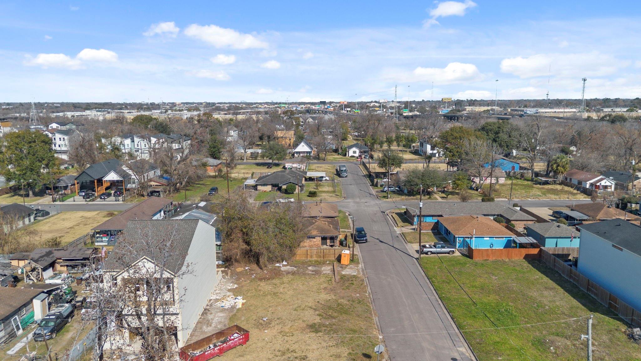 1430 E 32nd 1/2 Street