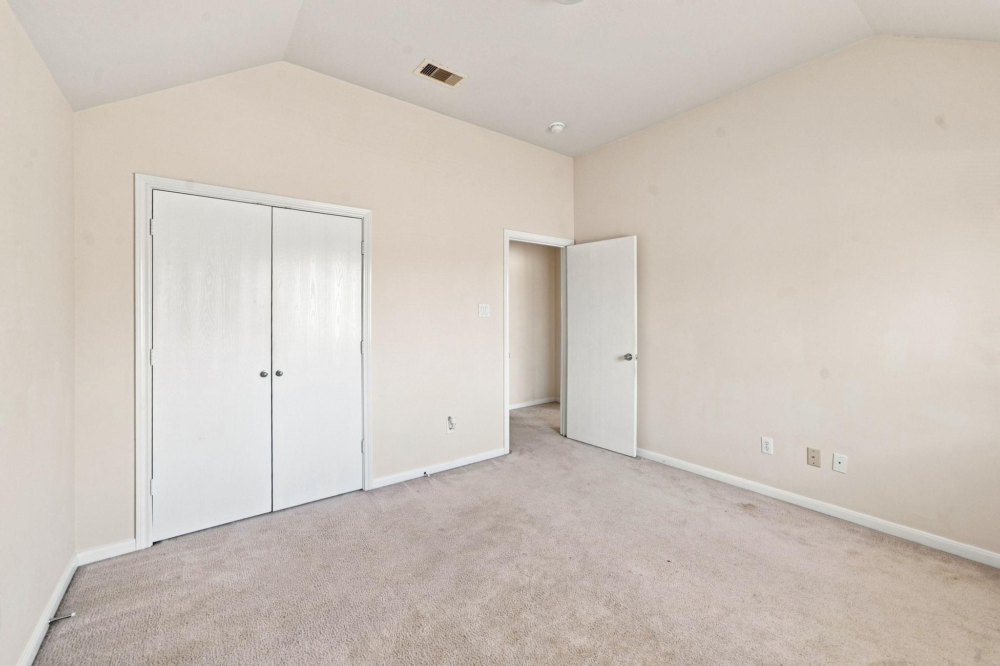 822 Forest Thicket Lane