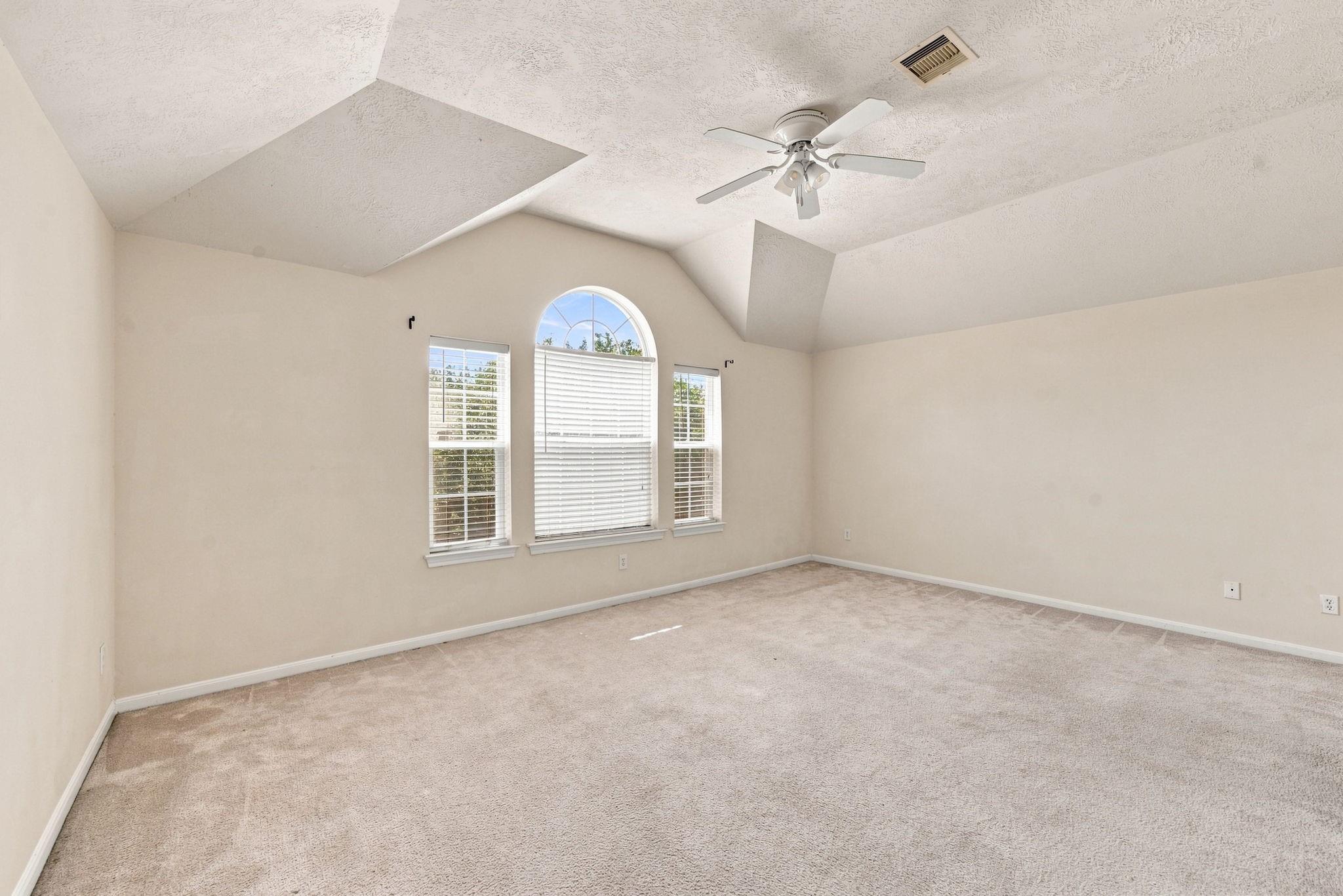 822 Forest Thicket Lane