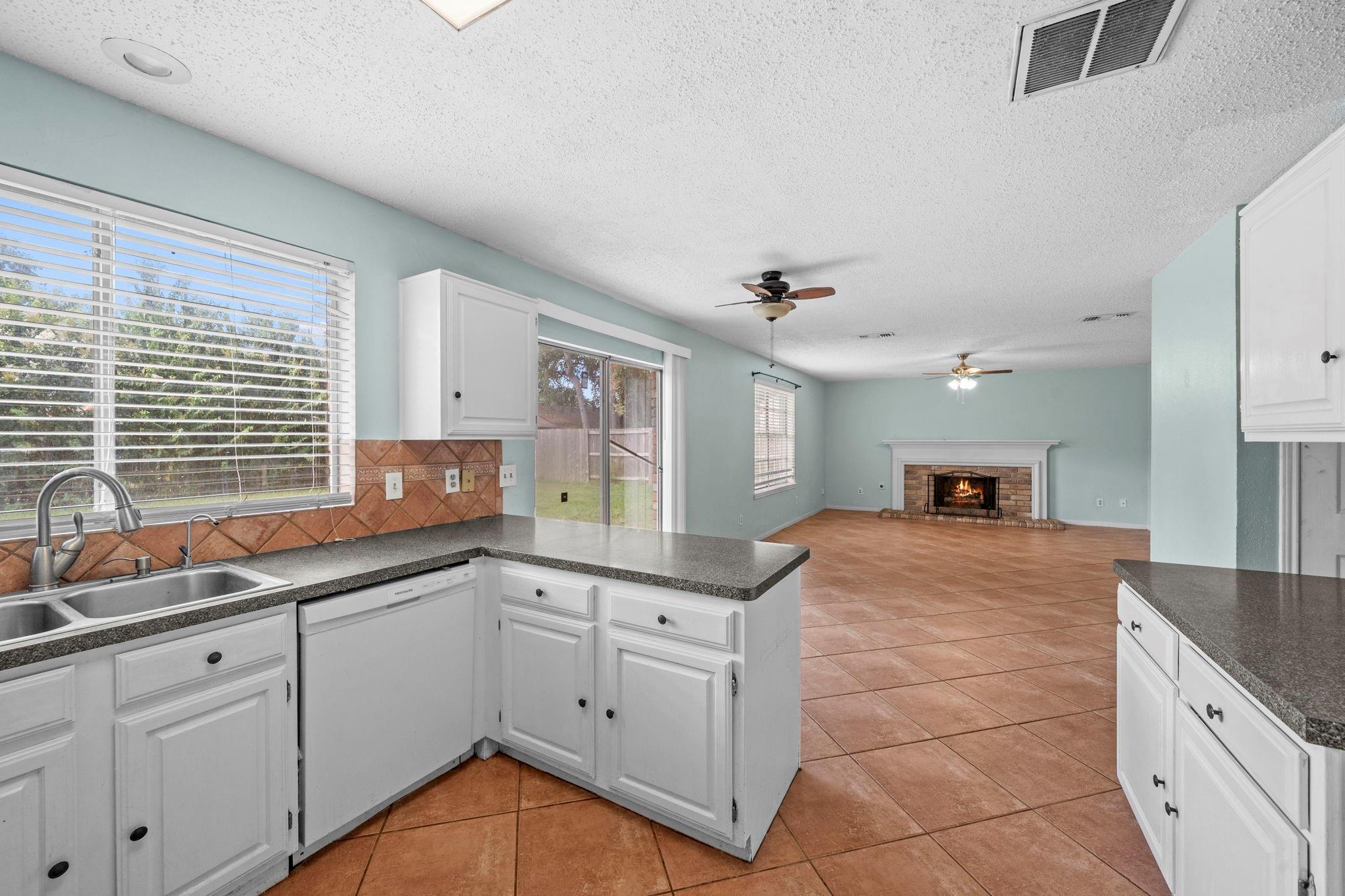 11303 Golden Ray Drive