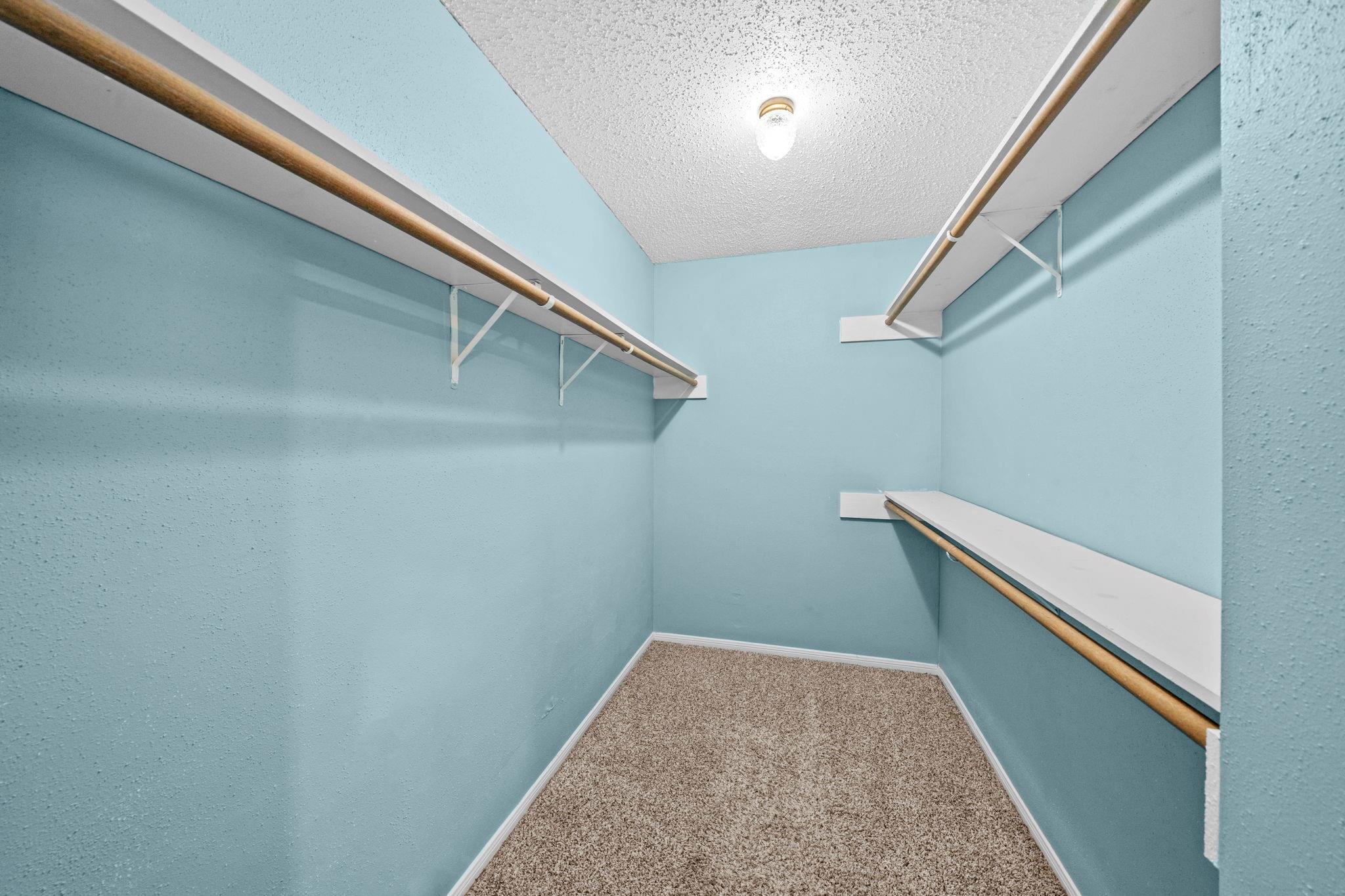 11303 Golden Ray Drive