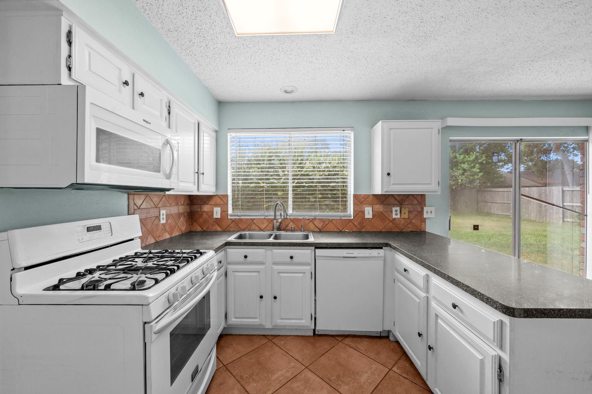 11303 Golden Ray Drive