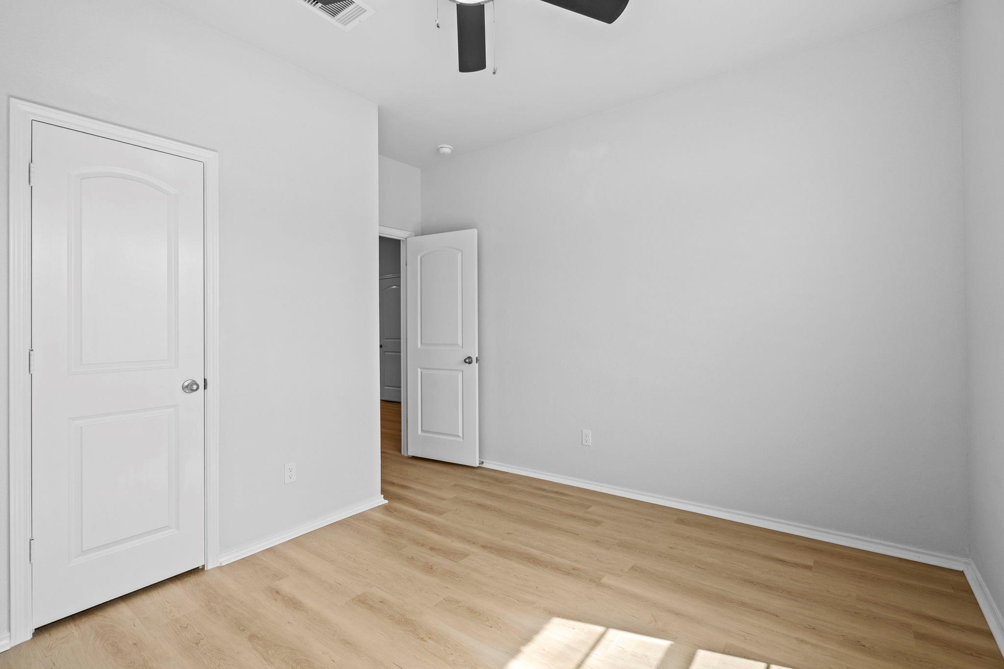 5143 Hedgerose Lane