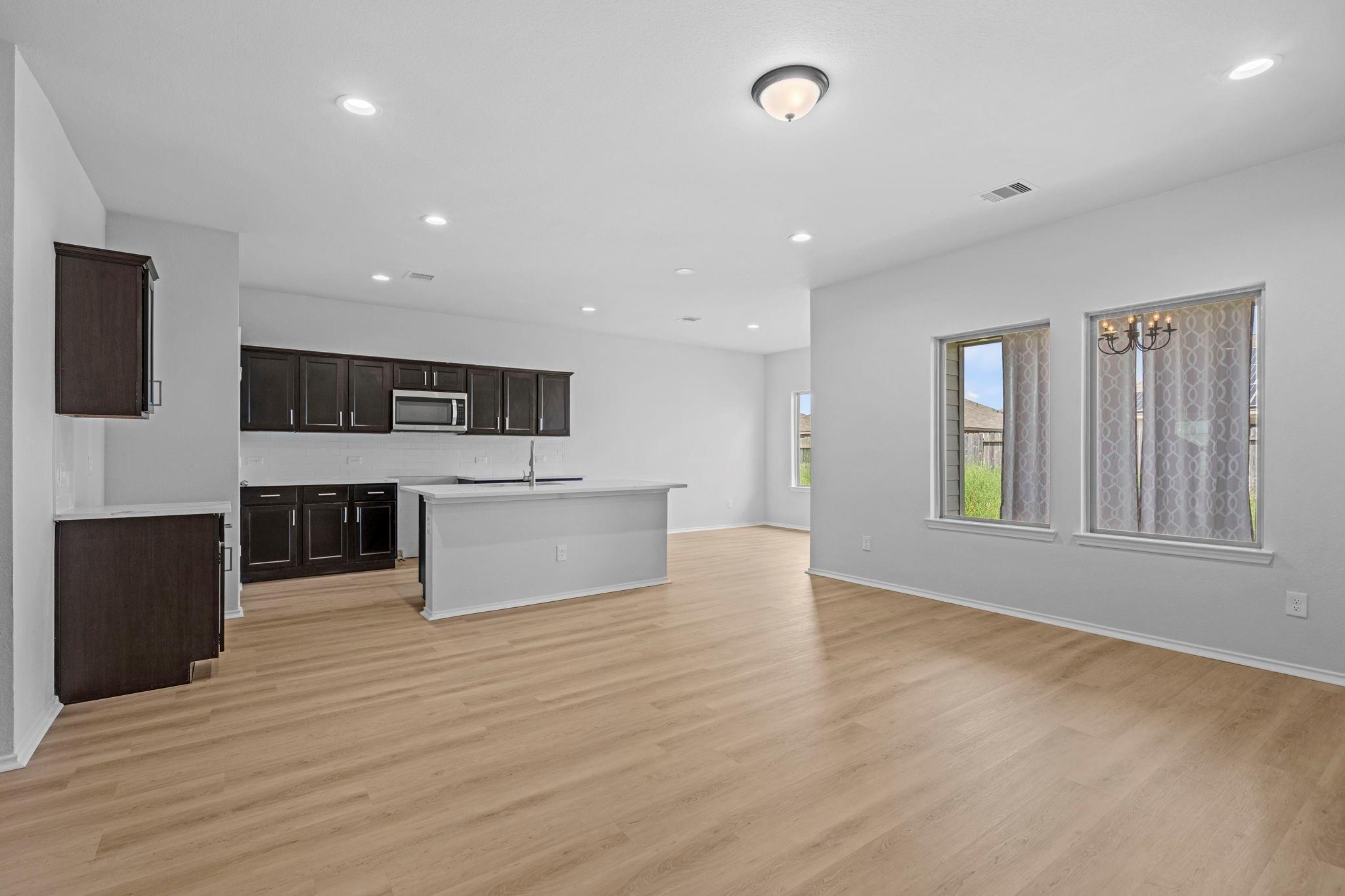 5143 Hedgerose Lane