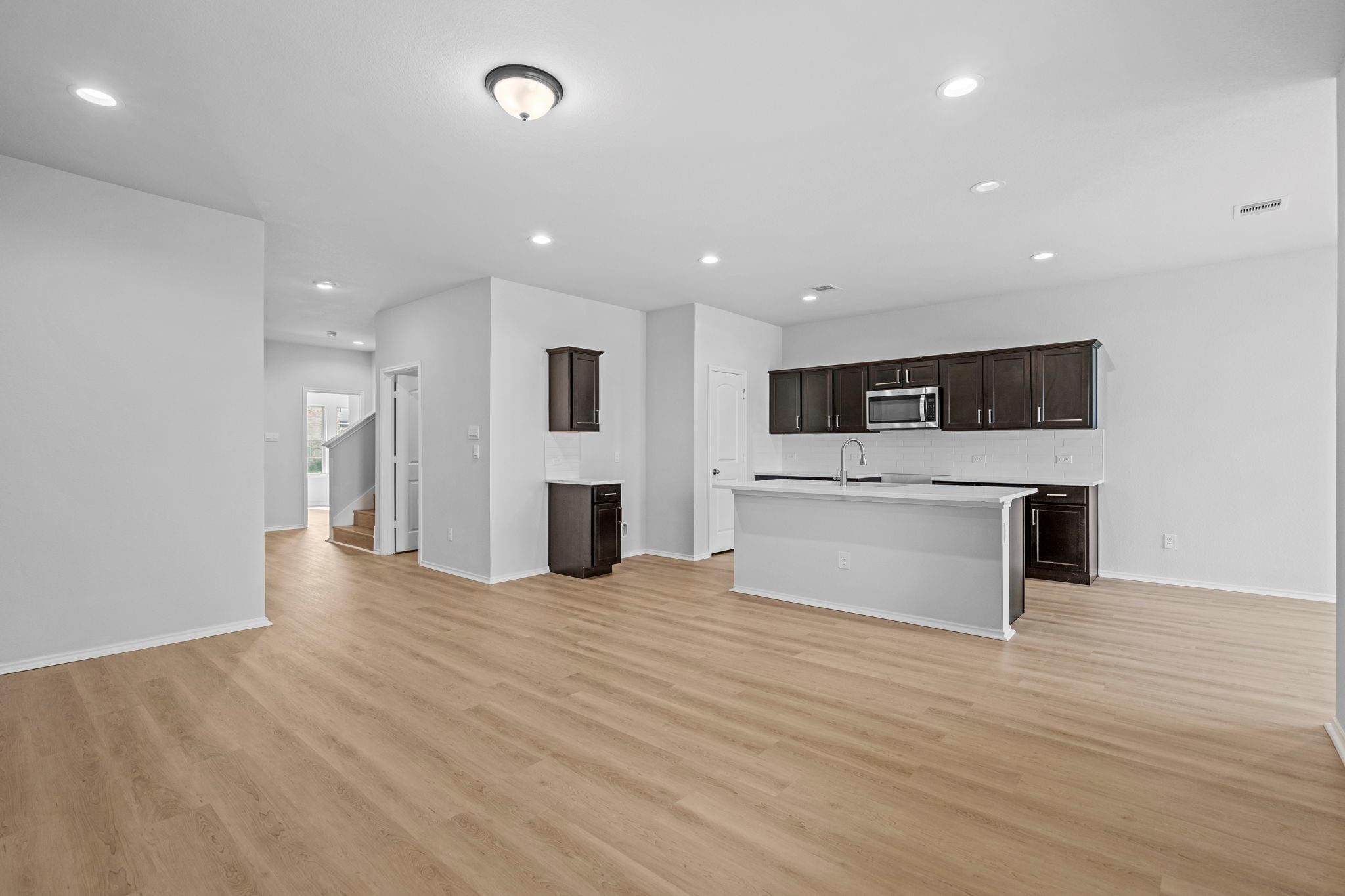 5143 Hedgerose Lane
