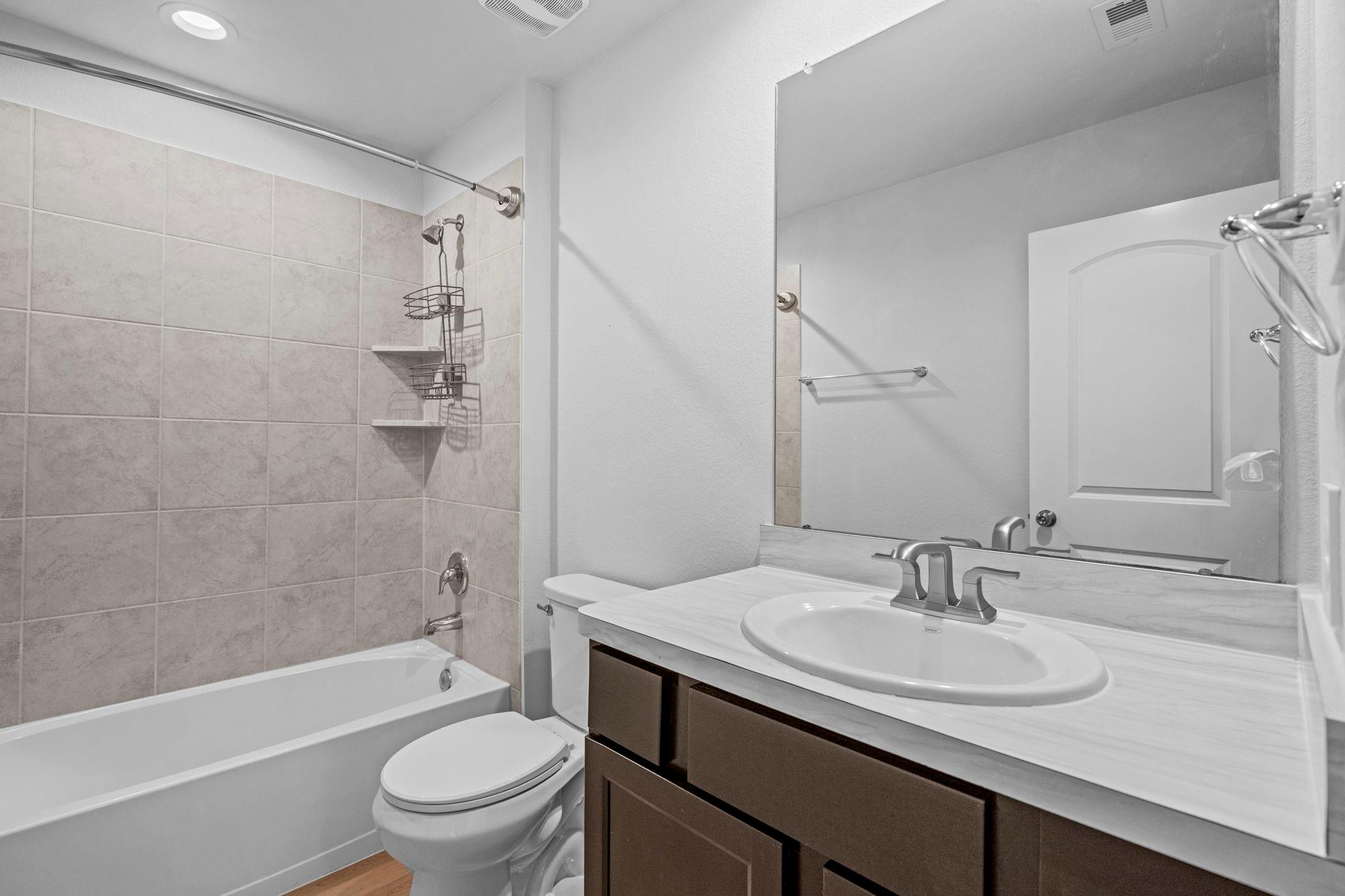 5143 Hedgerose Lane