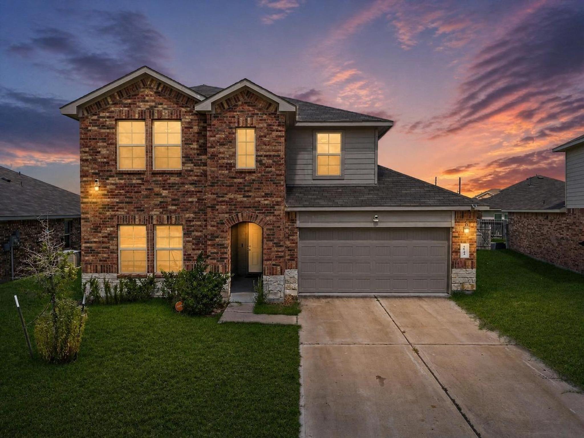 5143 Hedgerose Lane