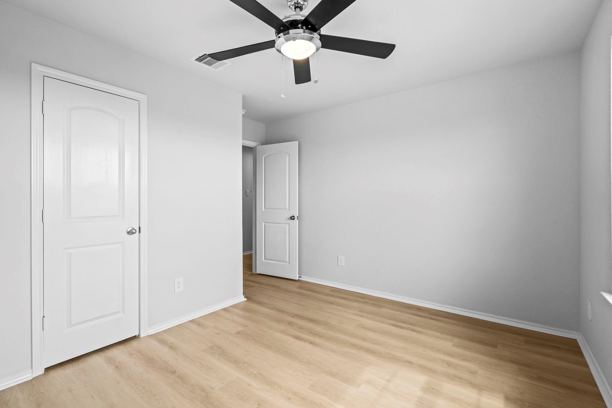 5143 Hedgerose Lane