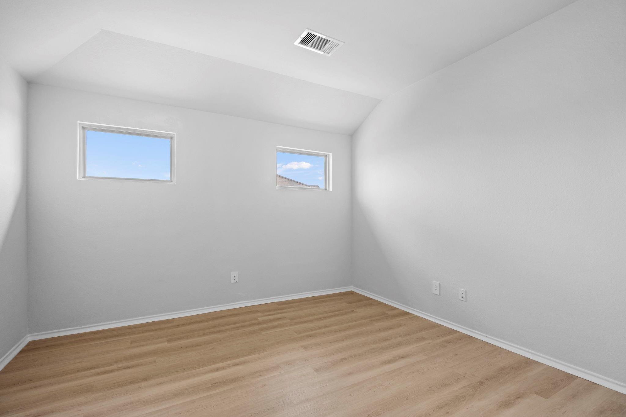 5143 Hedgerose Lane