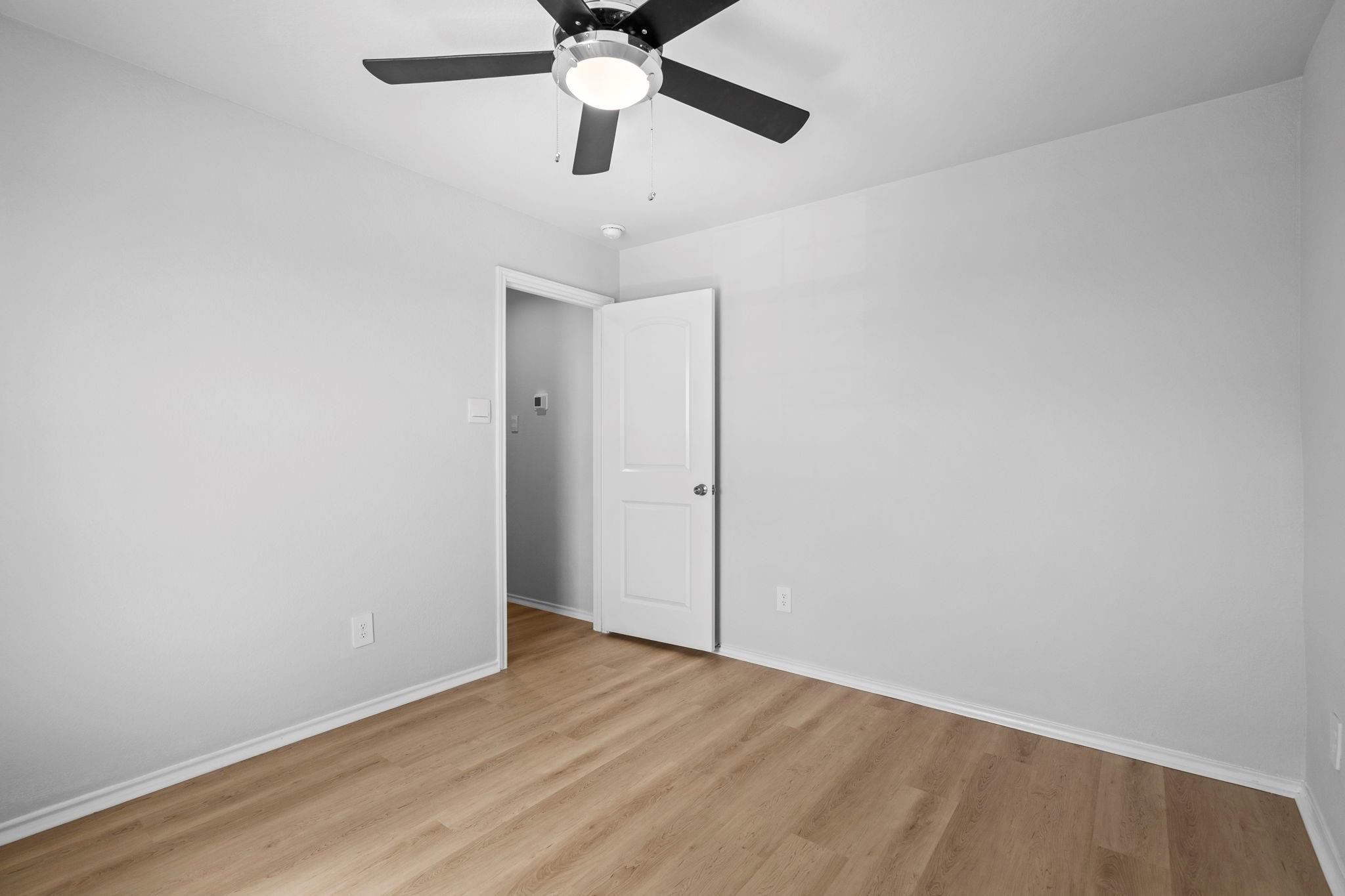 5143 Hedgerose Lane