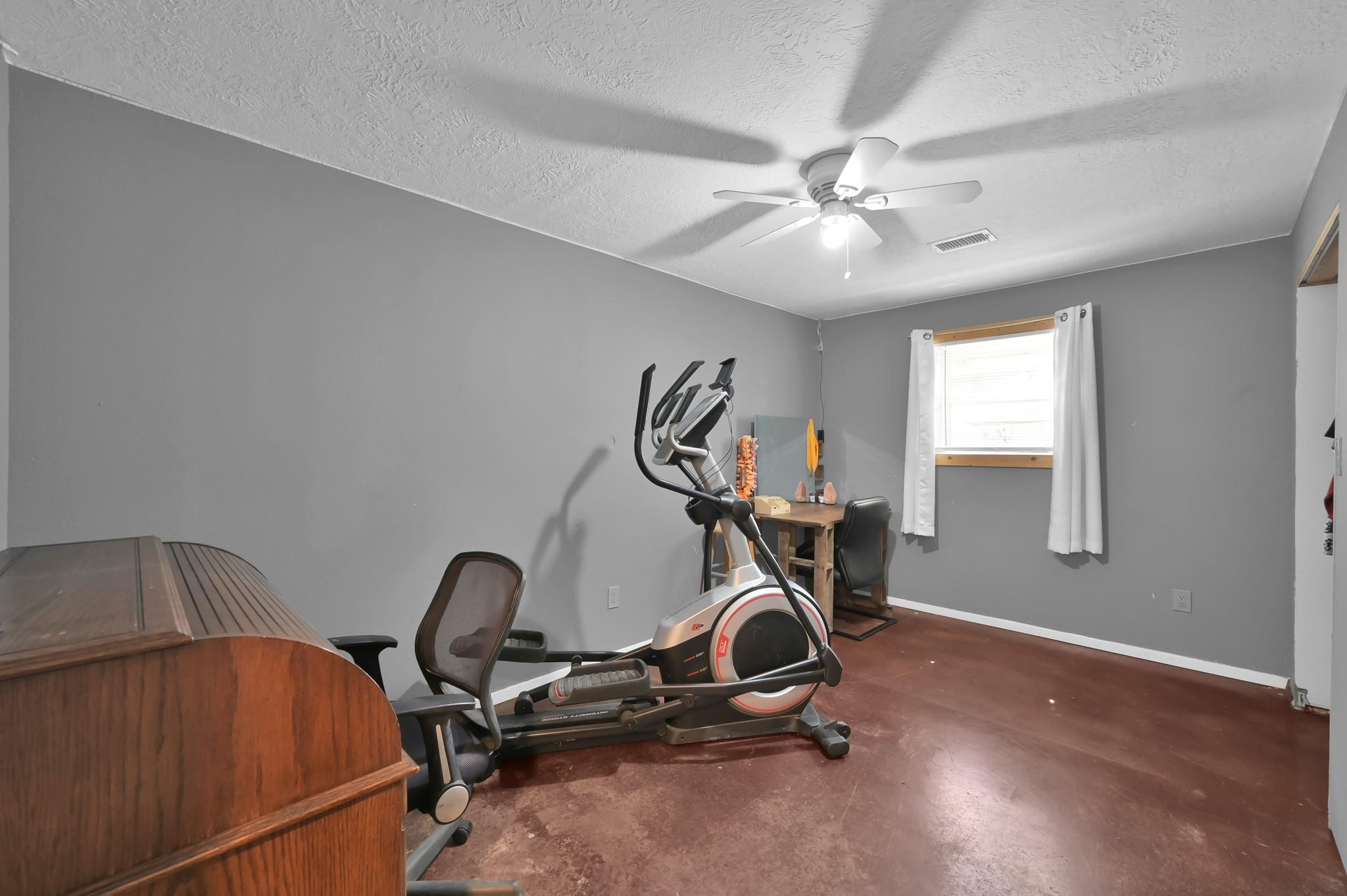 9141 Oak Arbor Drive, Conroe