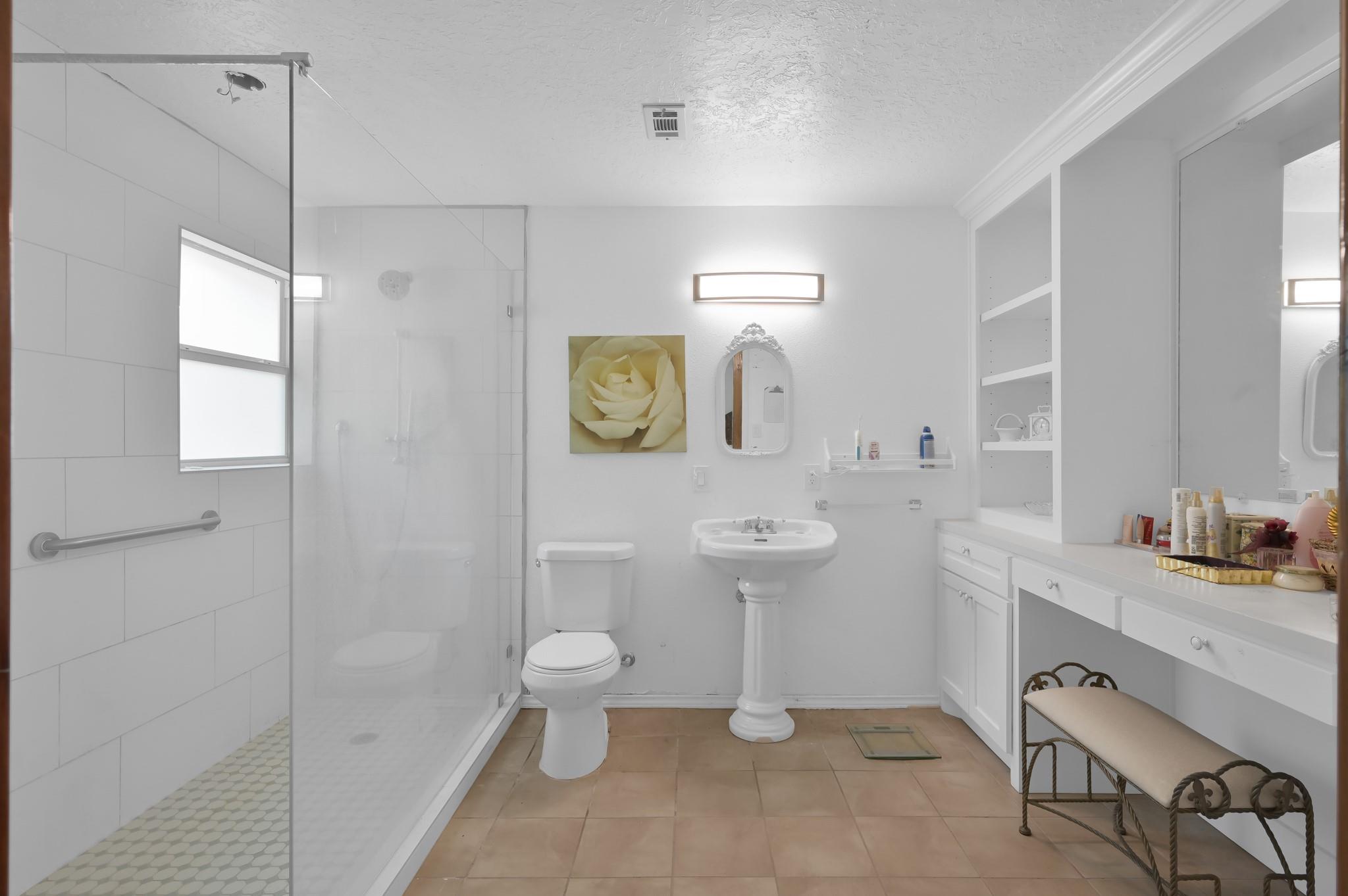 9141 Oak Arbor Drive, Conroe