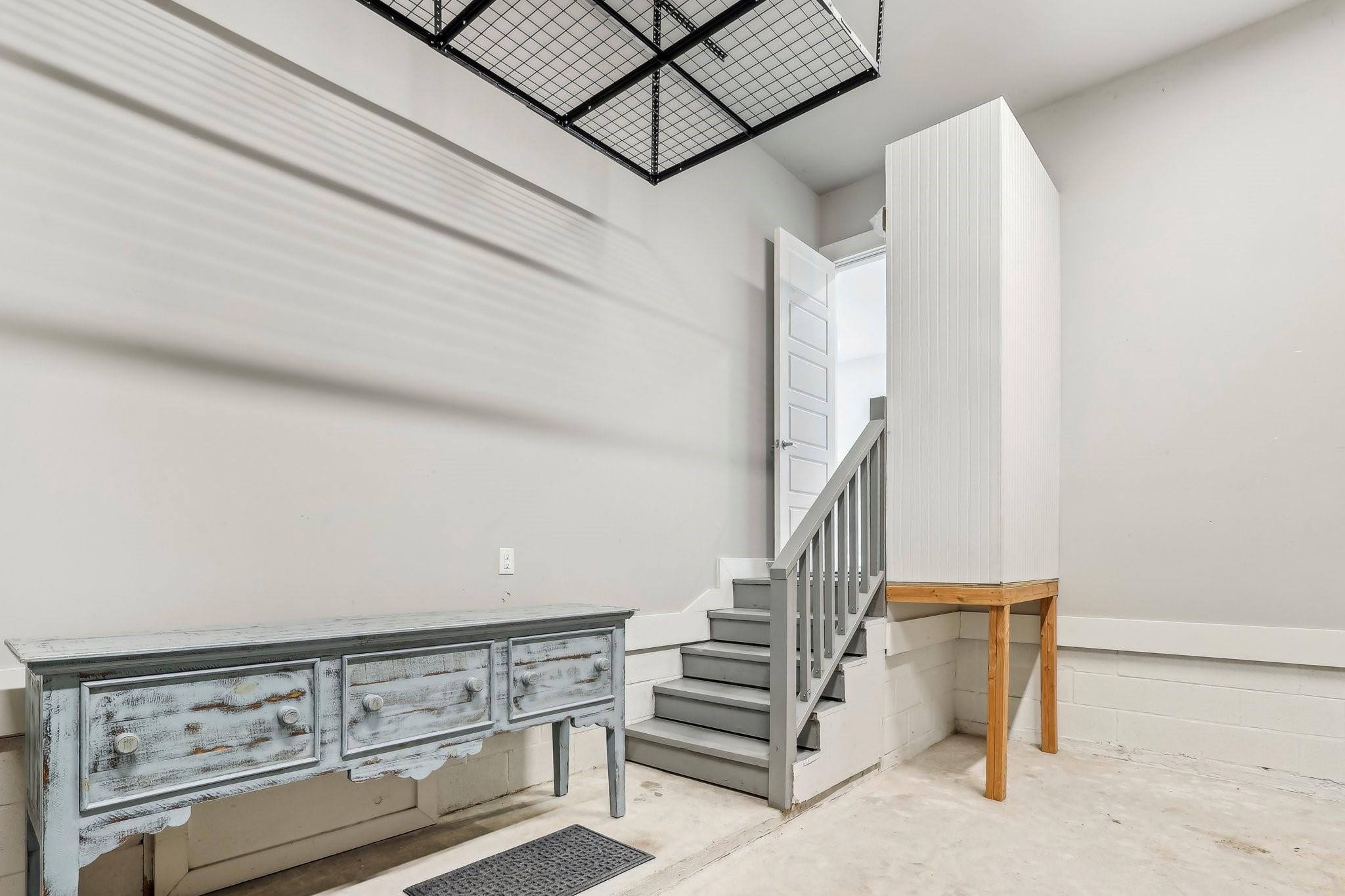 334 Yale Oaks Lane