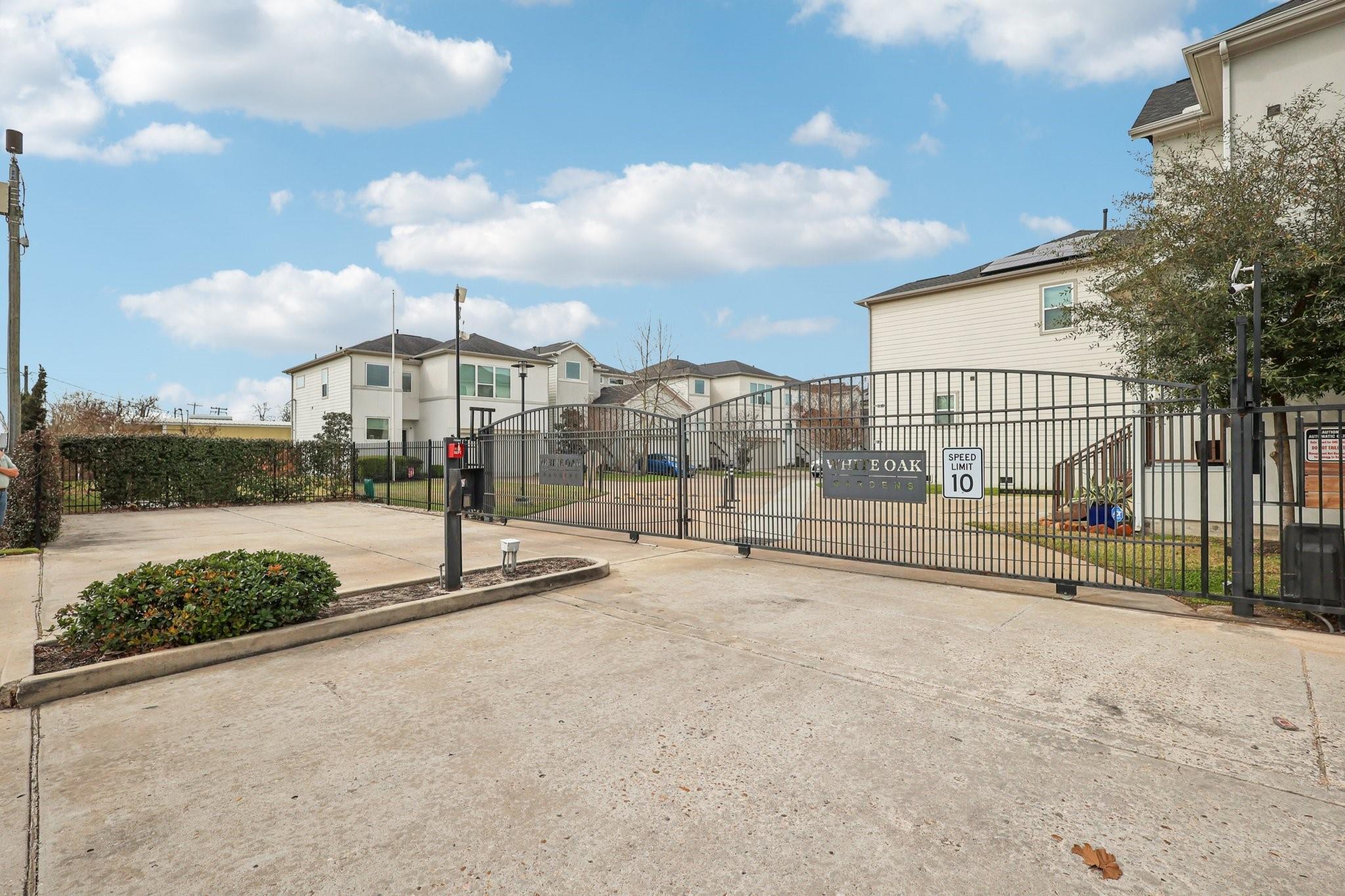 334 Yale Oaks Lane