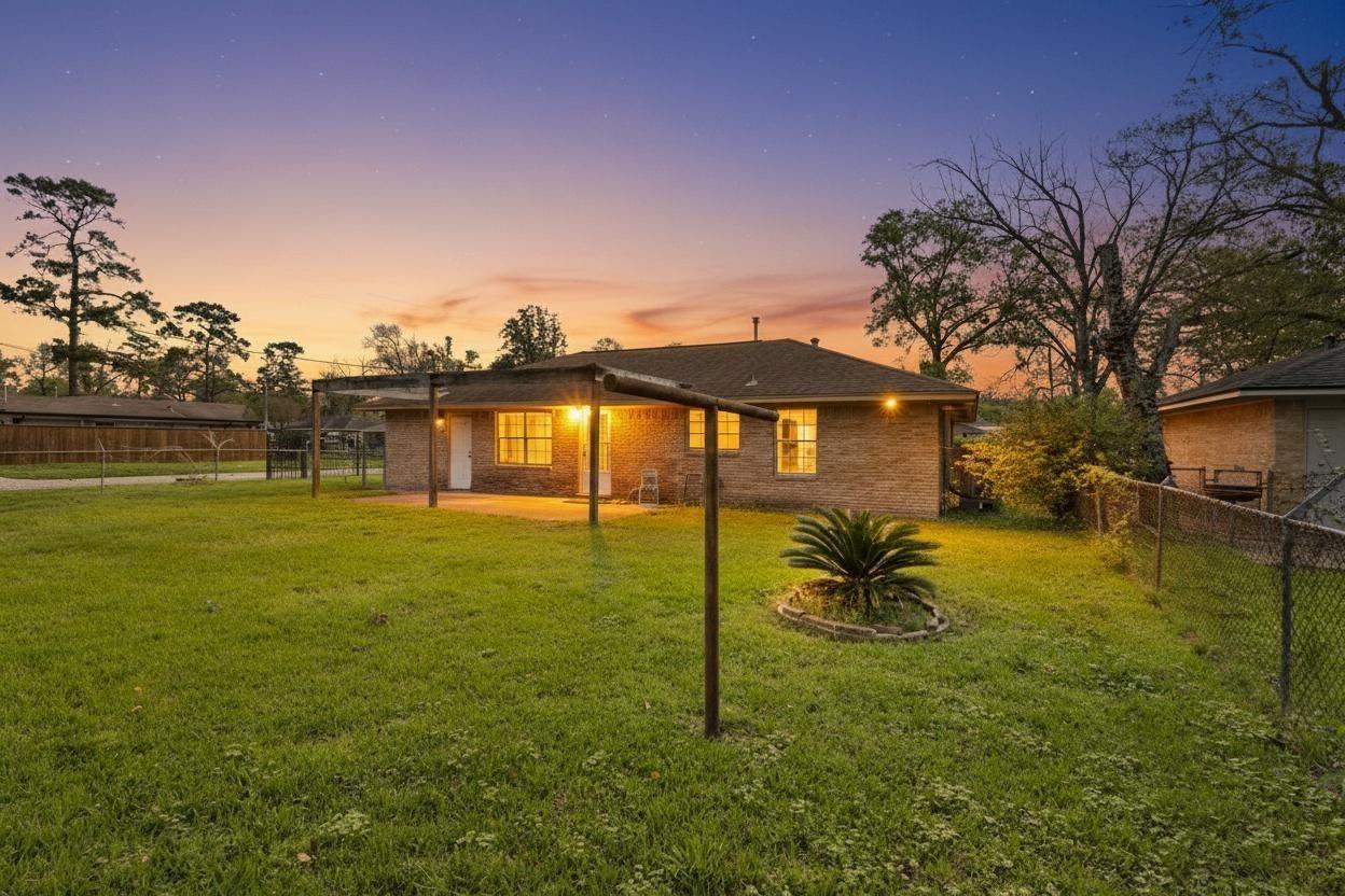 10229 Royal Oaks Drive